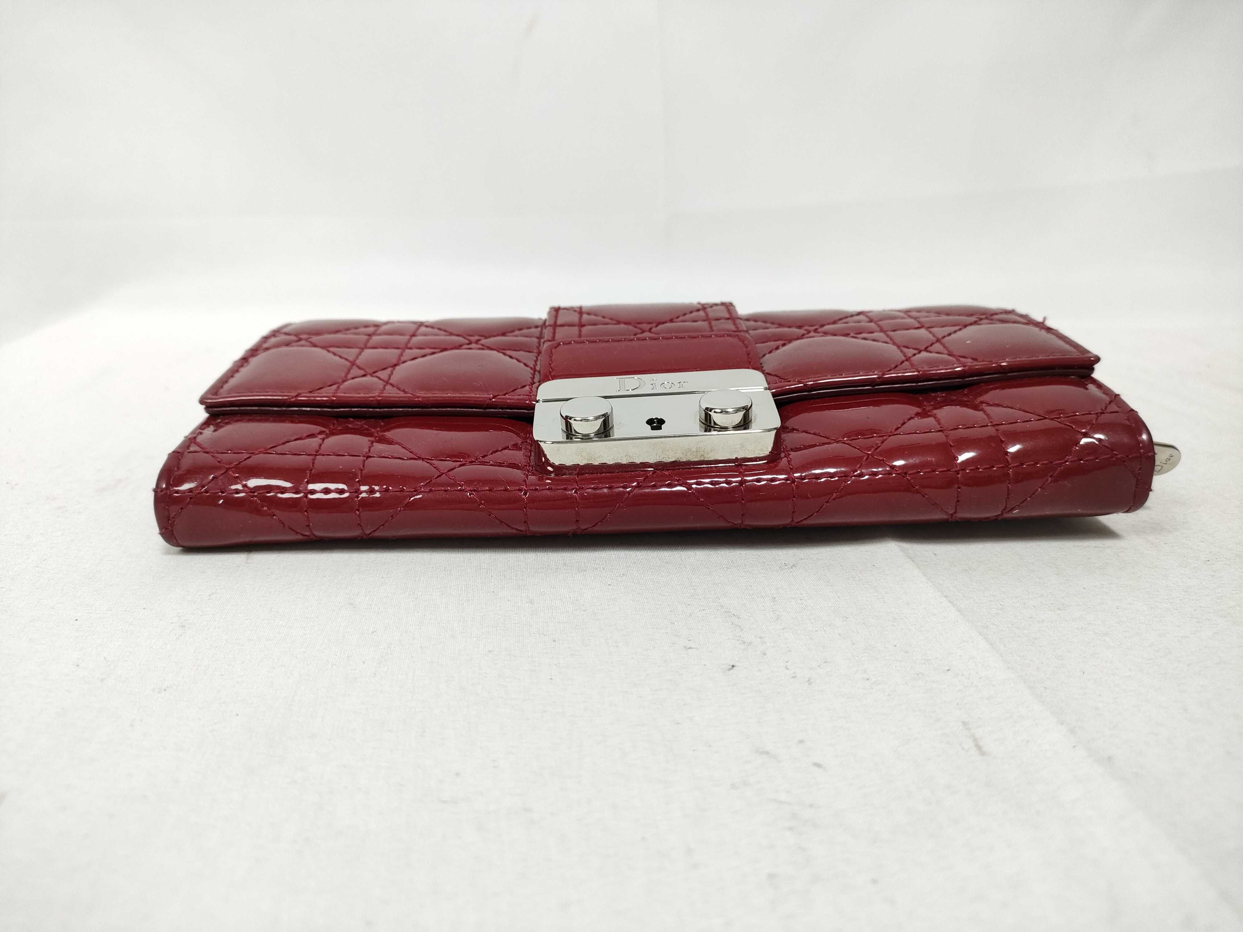 Red Enamel Chain Wallet — view 5