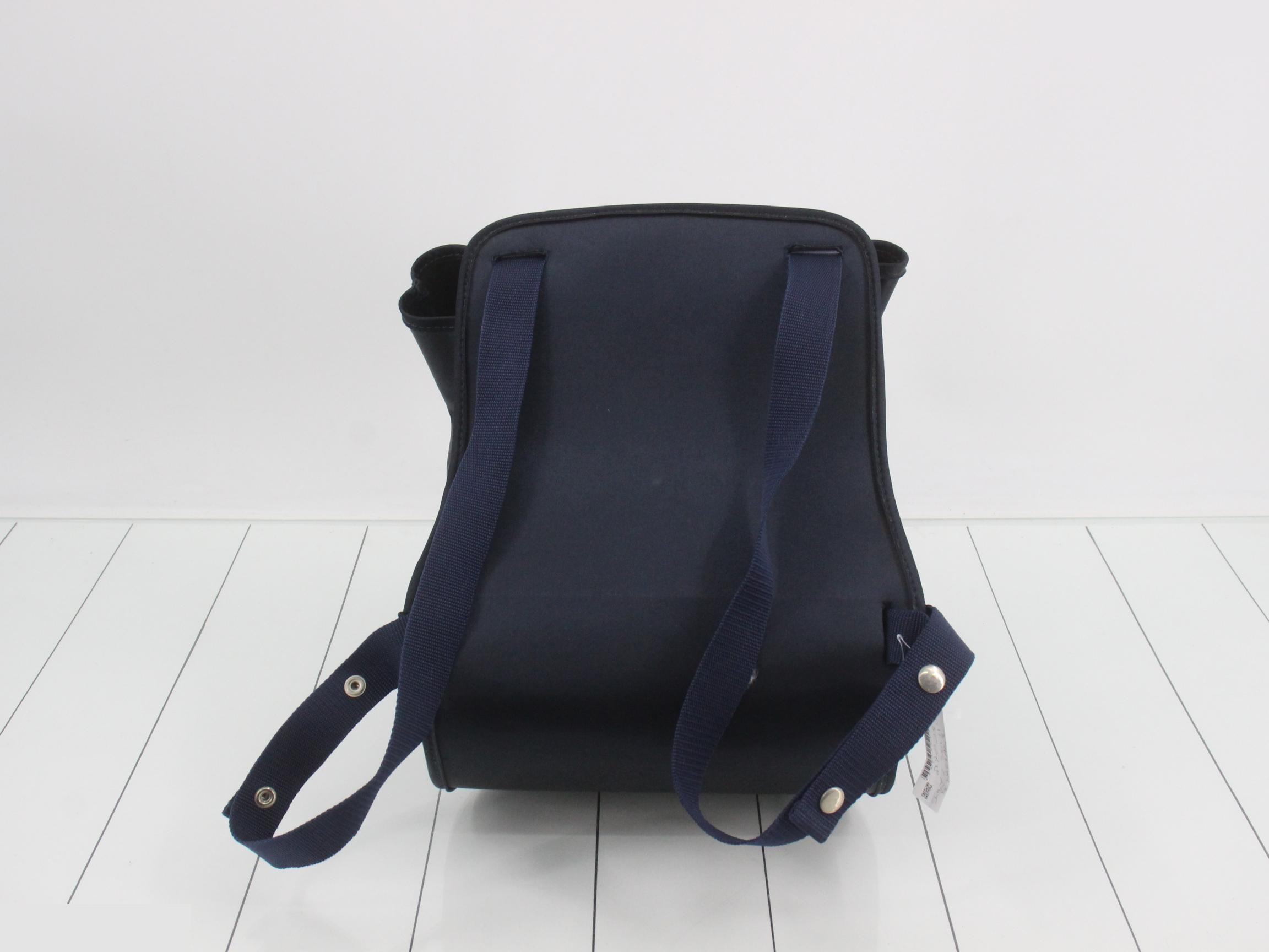 Sherpa: A Journey Through the Stars Exhibition - Backpack — view 2