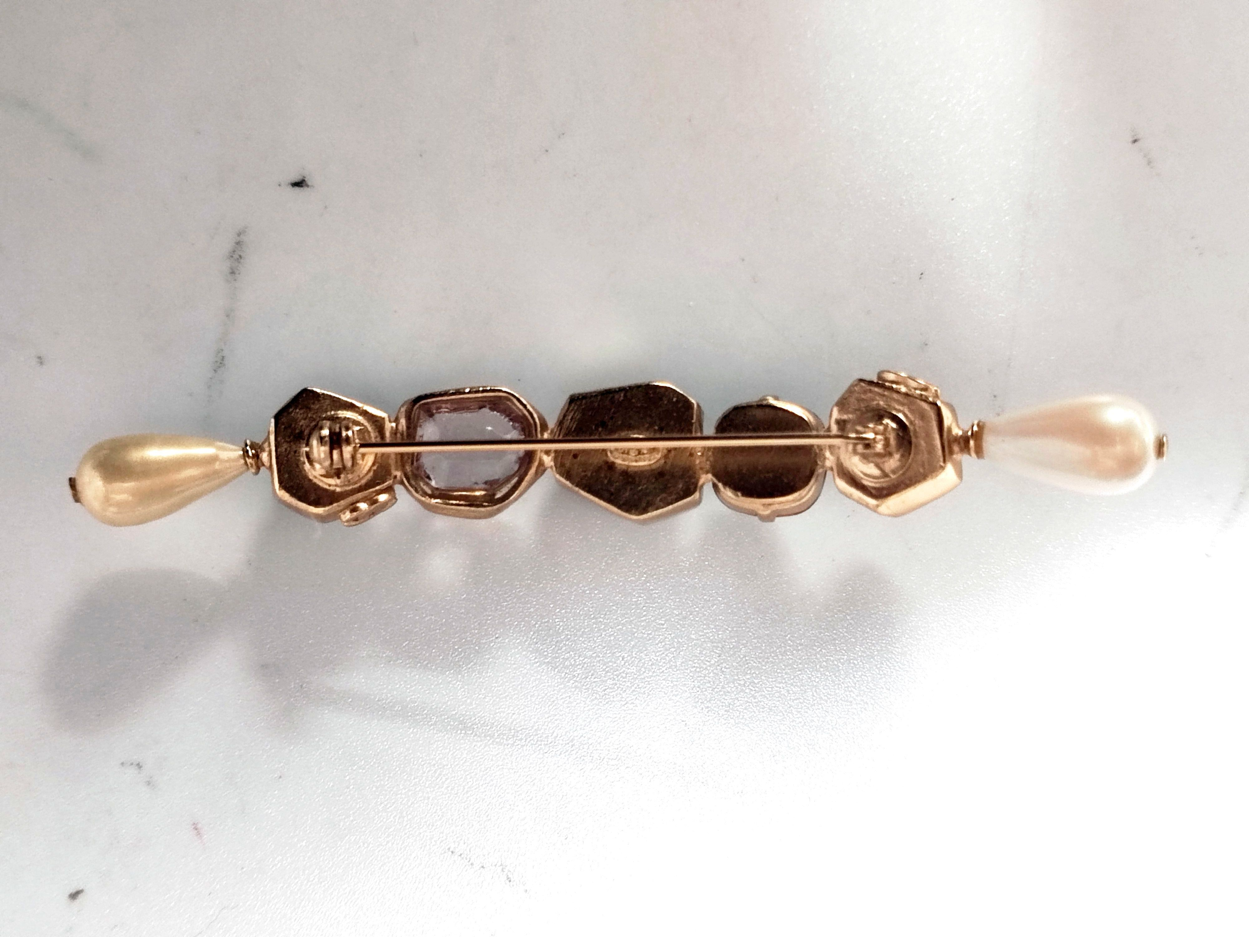 Gripoix 01A Brooch — view 6