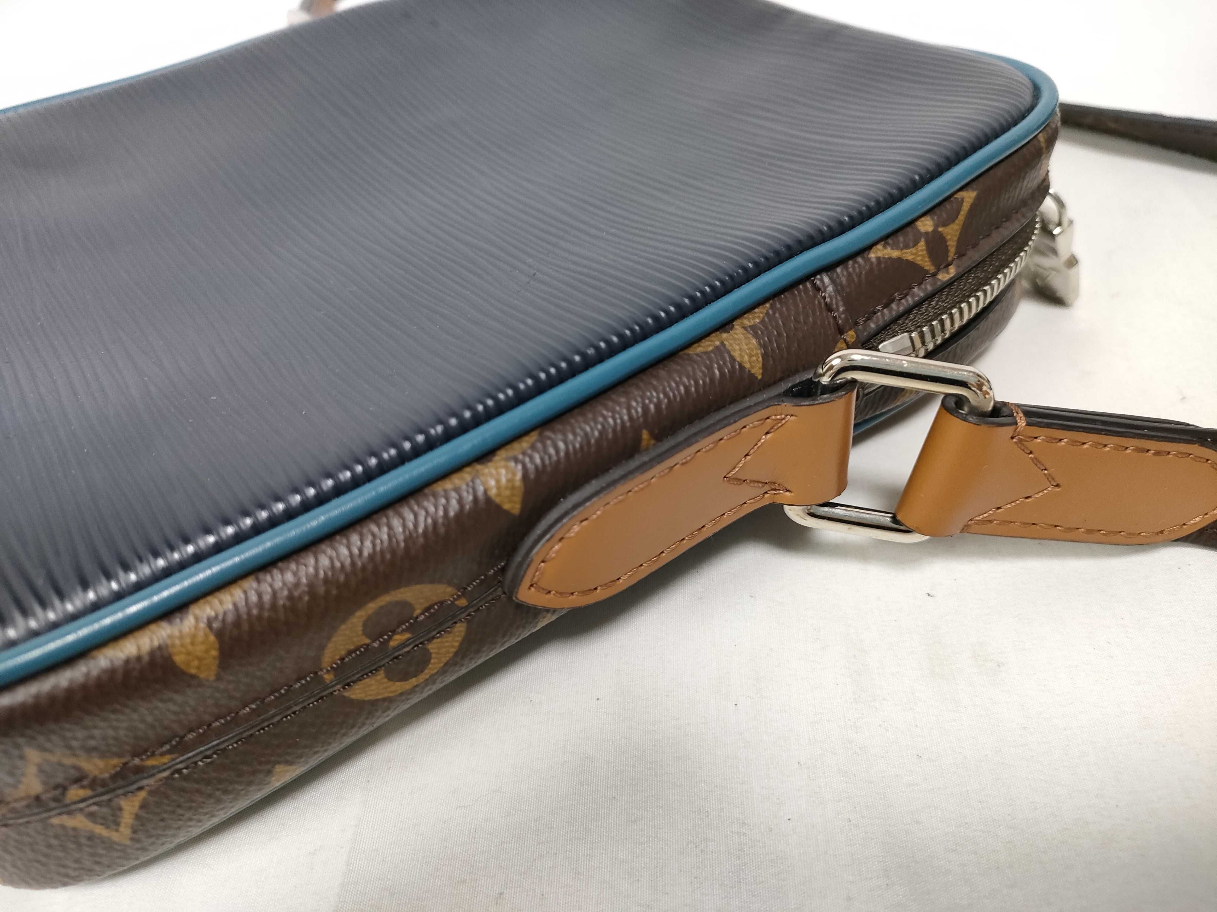 LV Louis Vuitton Vernis Danube Slim Crossbody Bag Shoulder Bag — view 7