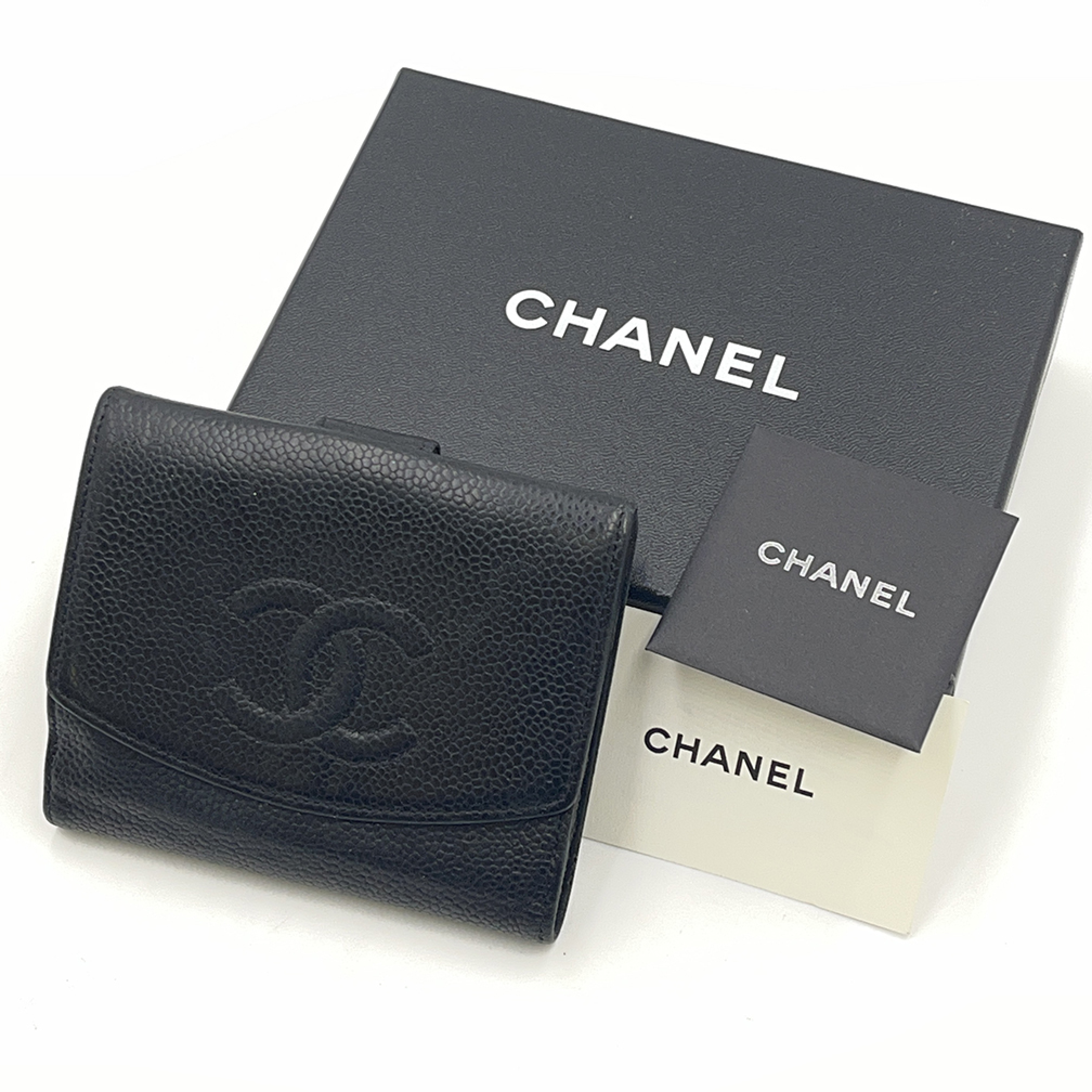 Caviar Skin Bifold Coco Mark No. 13 Wallet — view 11