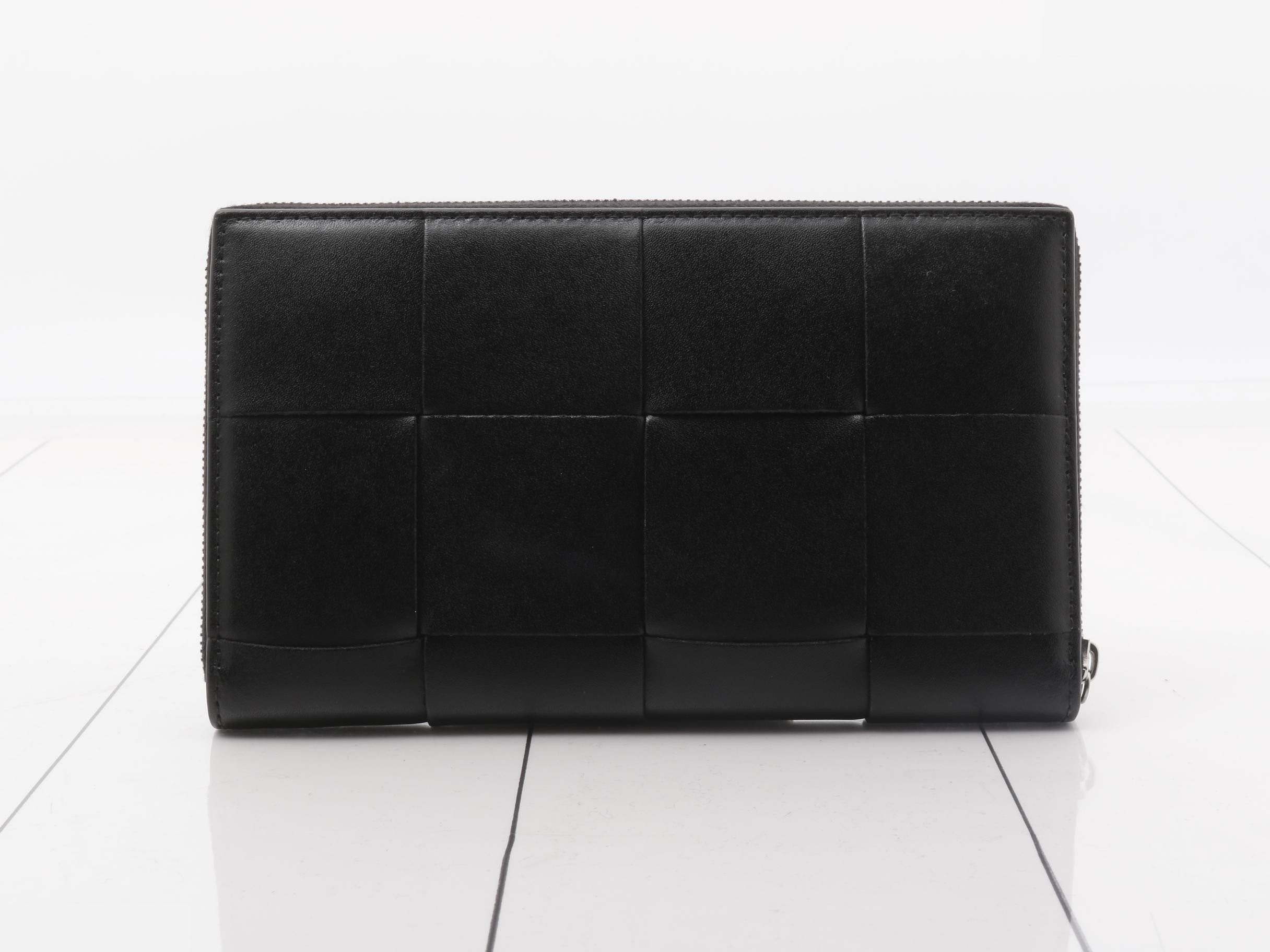Maxi Intrecciato Round Zipper Long Wallet, Black — view 2