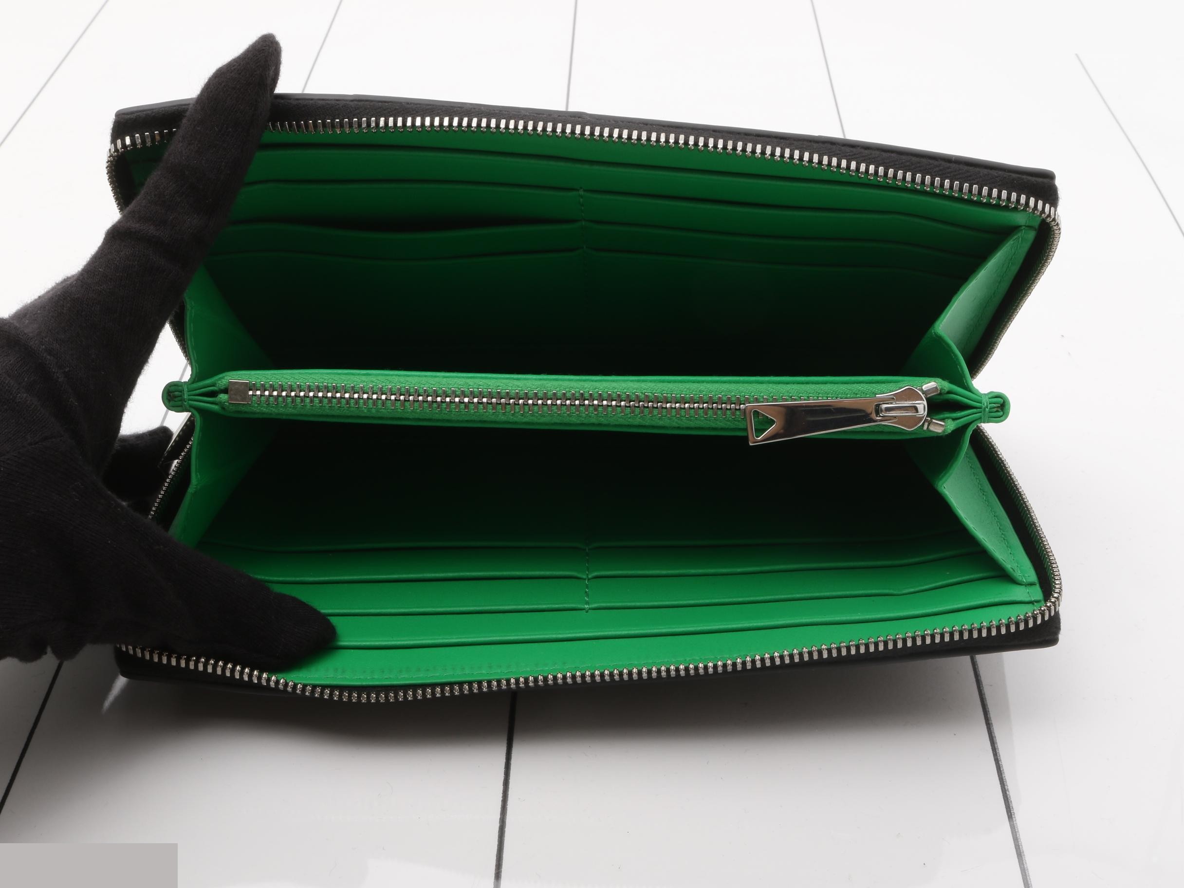 Maxi Intrecciato Round Zipper Long Wallet, Black — view 4