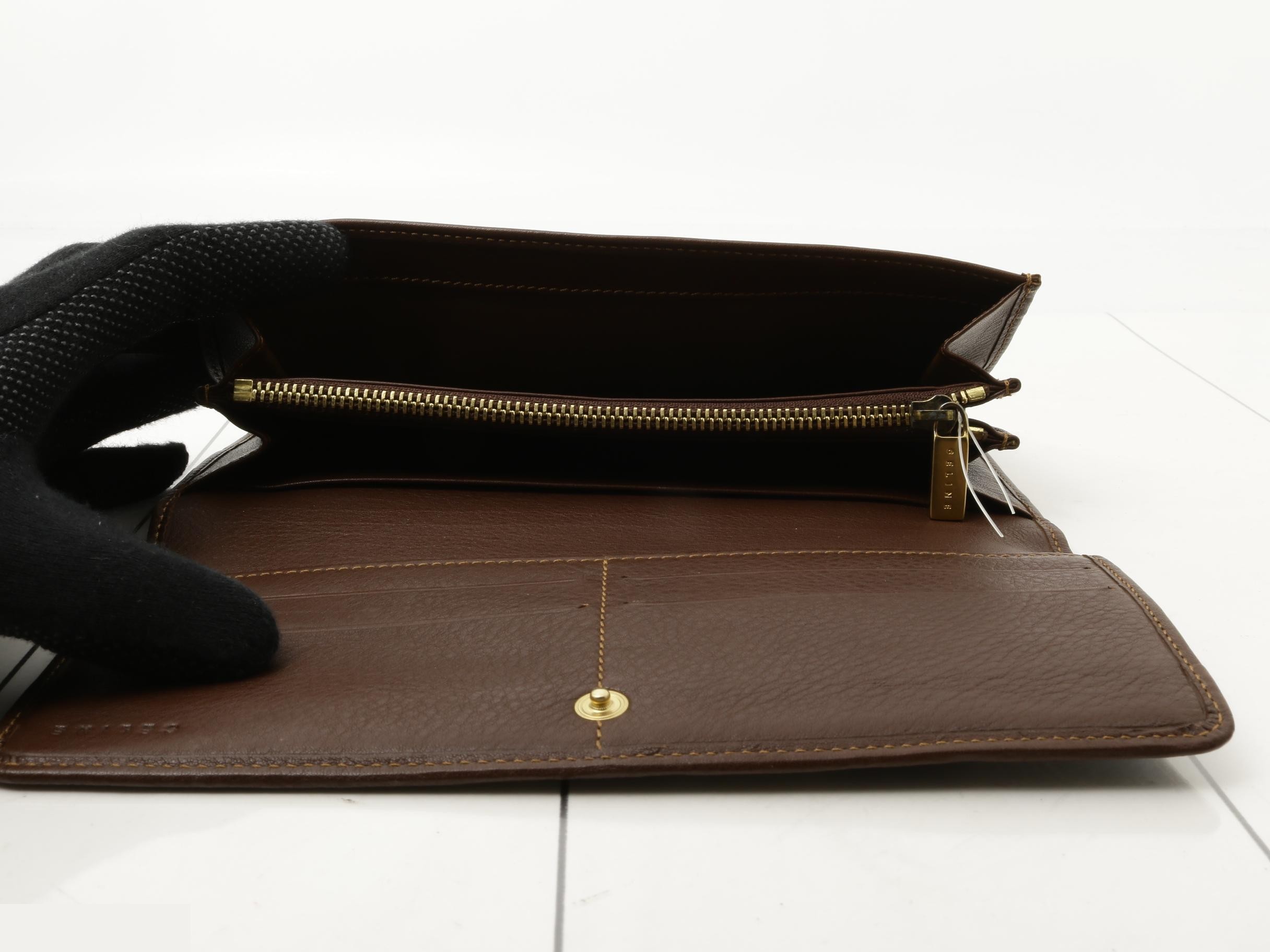 Other lines: Bags and Wallets — view 4