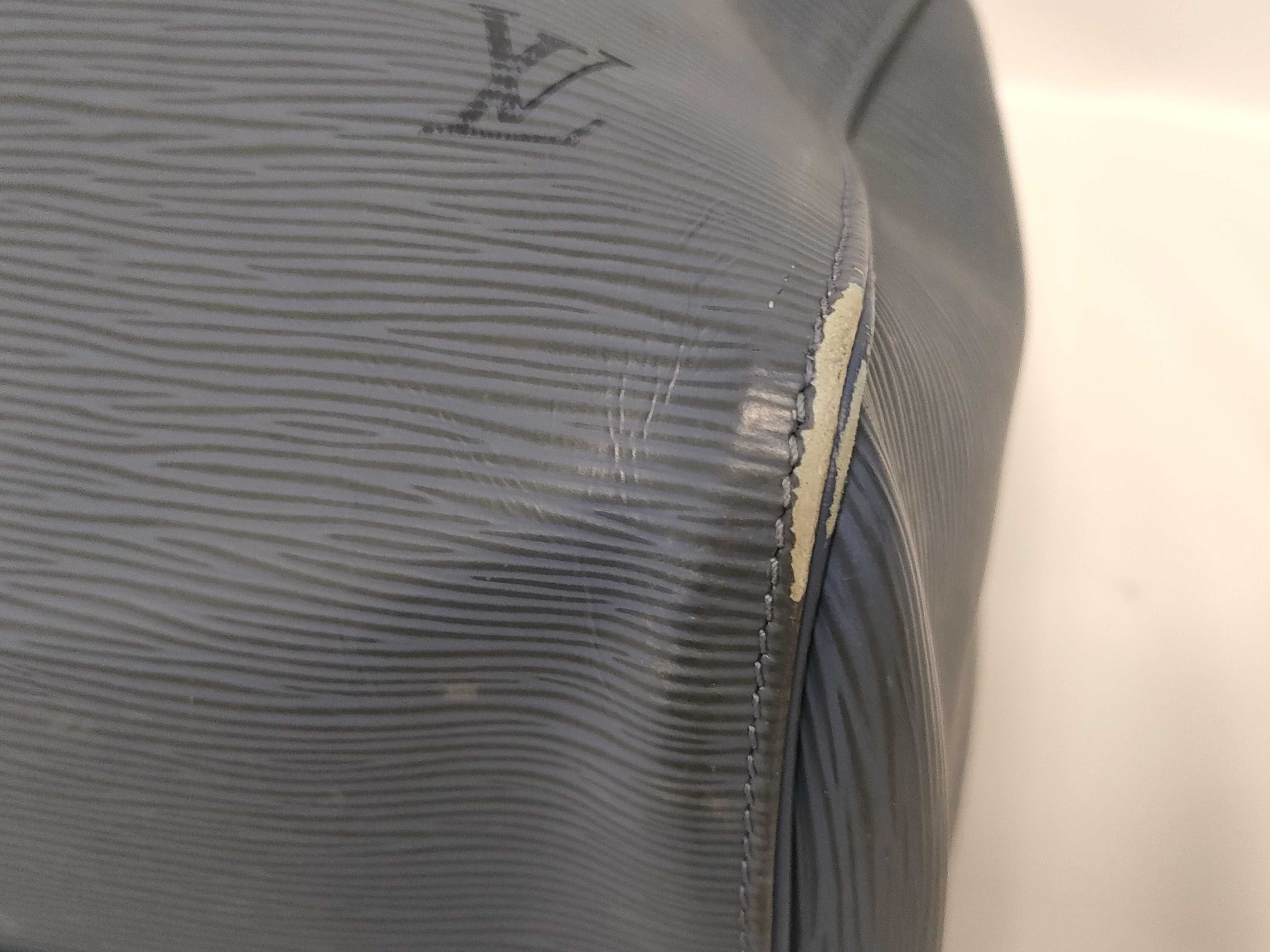 Epi Leather Keepall 45 Boston Bag (Toledo Blue) — view 9
