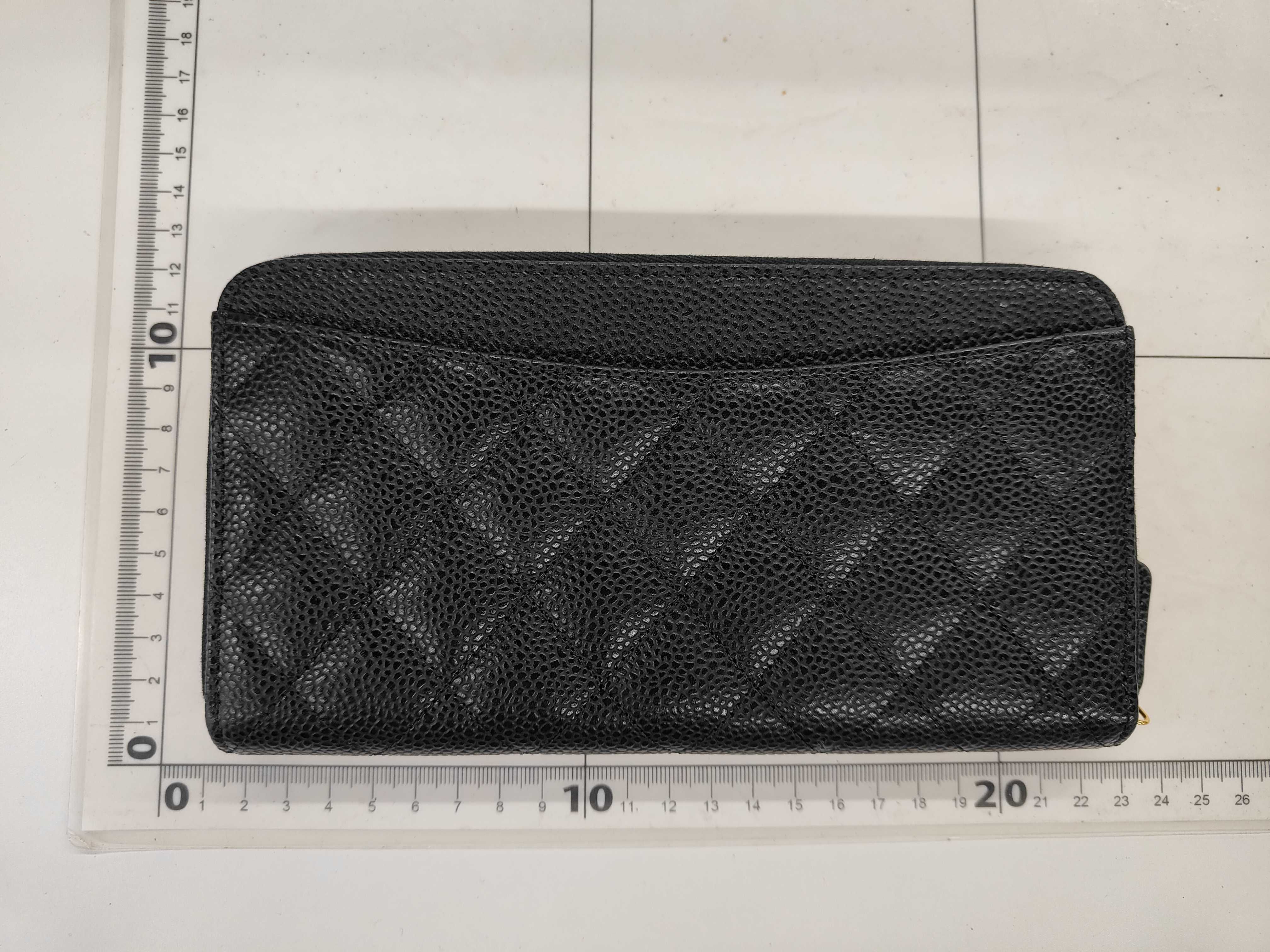 Matelasse Long Wallet Round Caviar G Hardware Black Wallet — view 9
