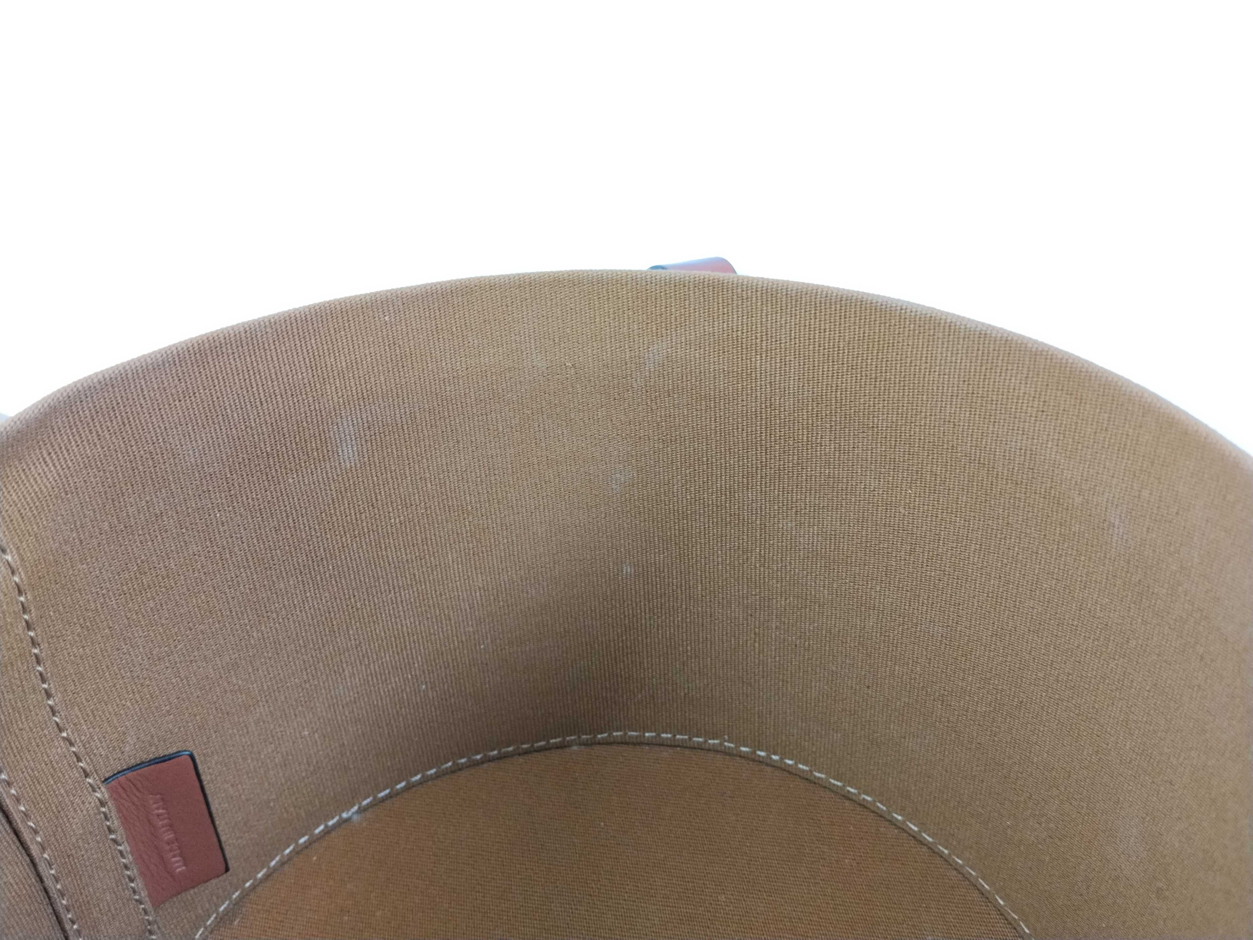 Triomphe Box Shoulder Bag — view 10