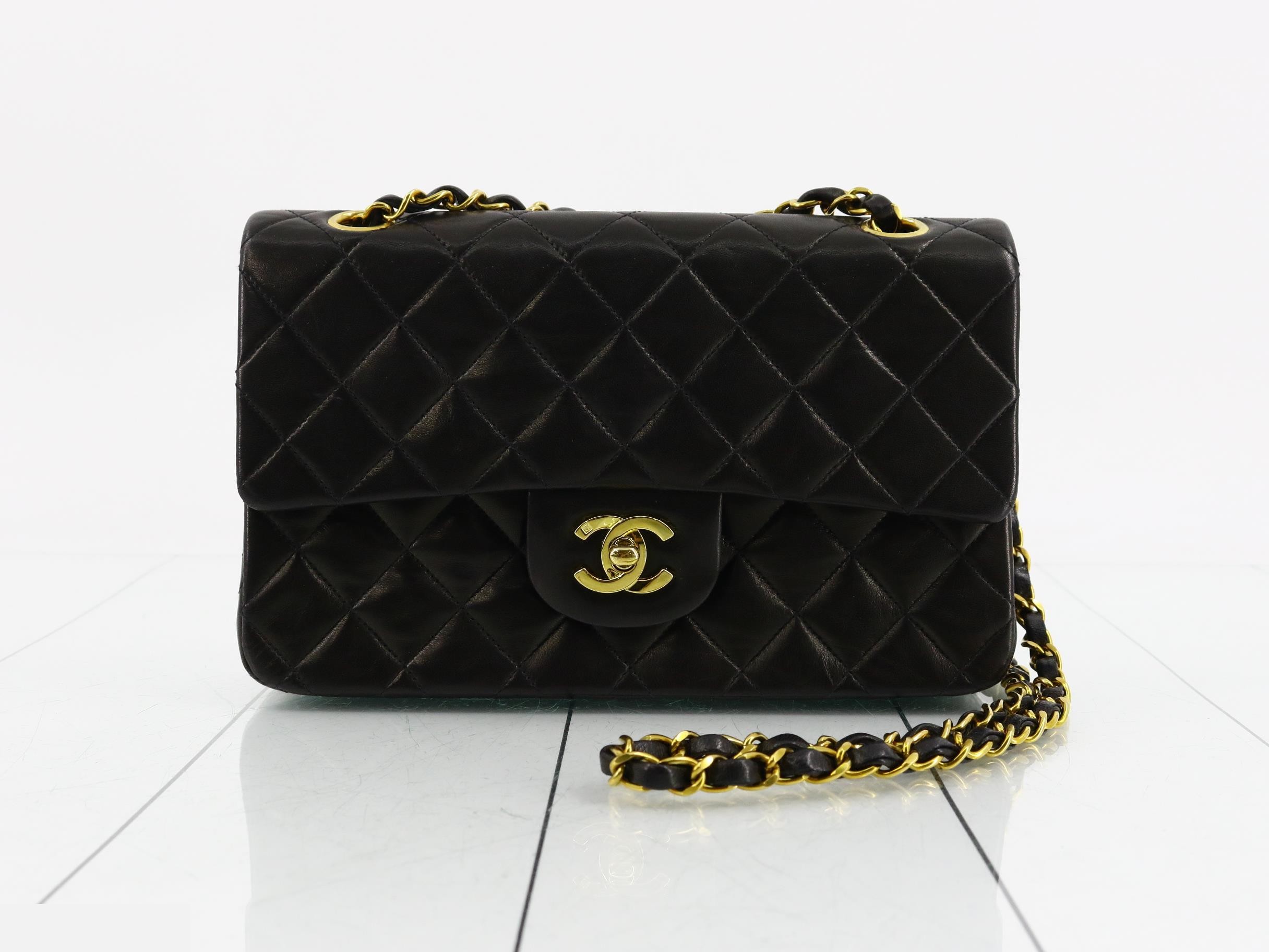 Matelassé 23 Double Flap Lambskin Chain Shoulder Bag, Series 3