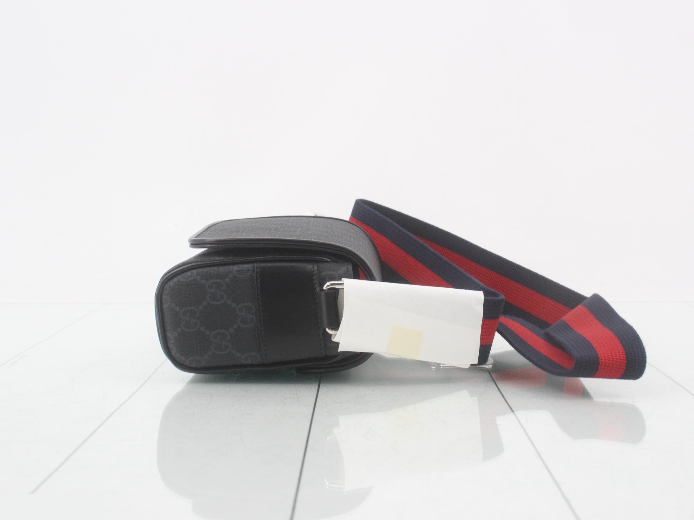 Unused GG Shoulder Bag with Sherry Strap — view 3