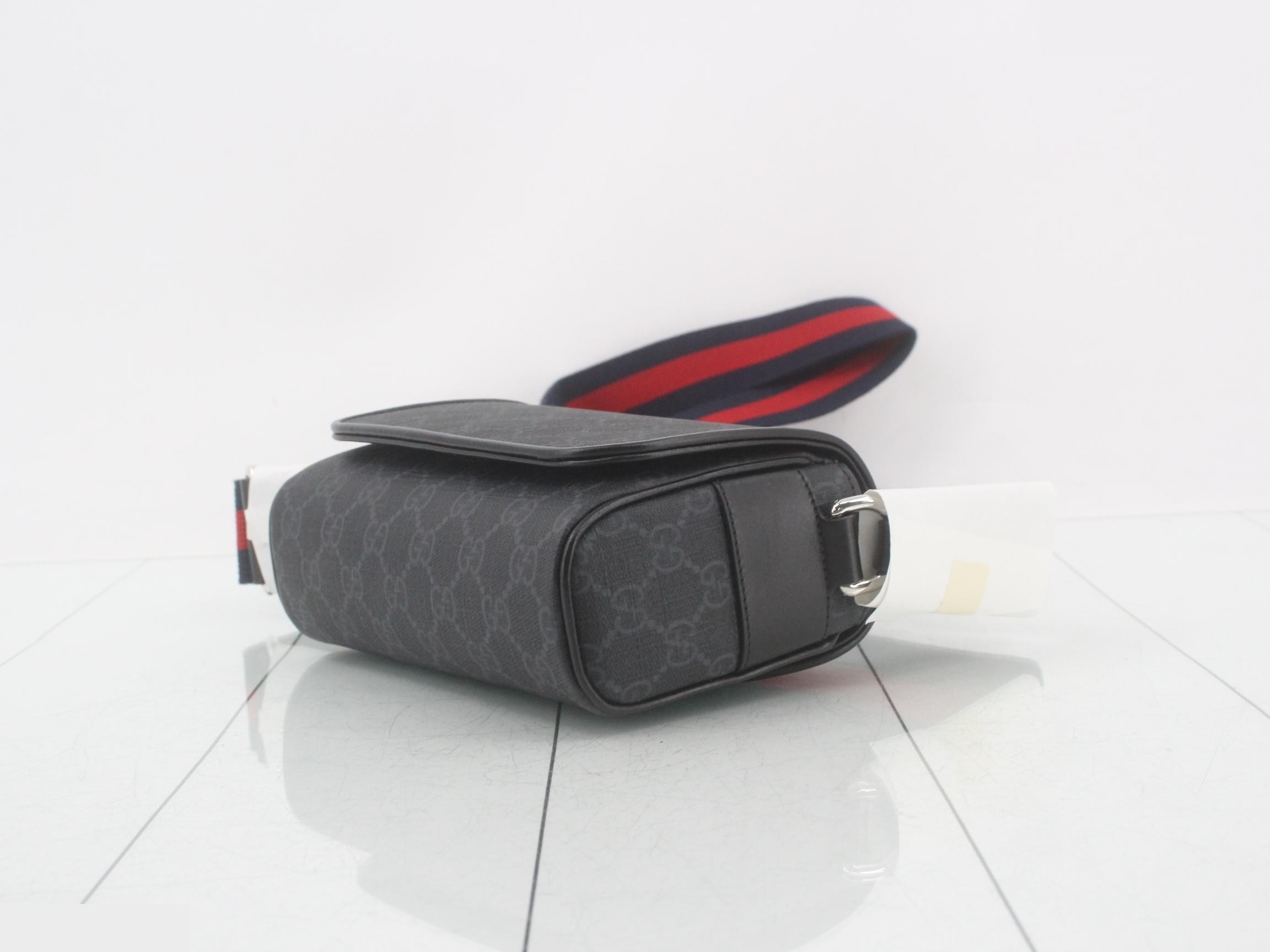 Unused GG Shoulder Bag with Sherry Strap — view 6