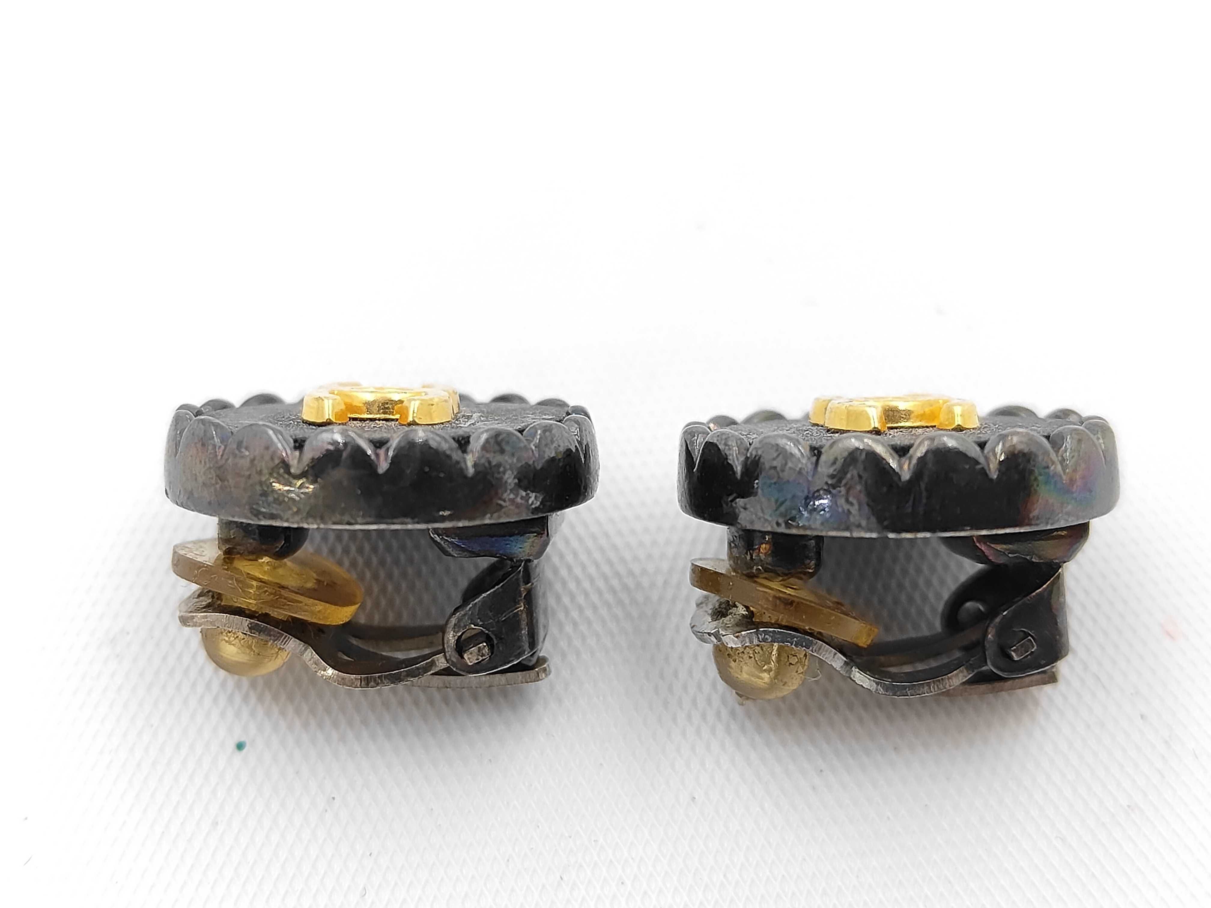 96/A / Earrings — view 3