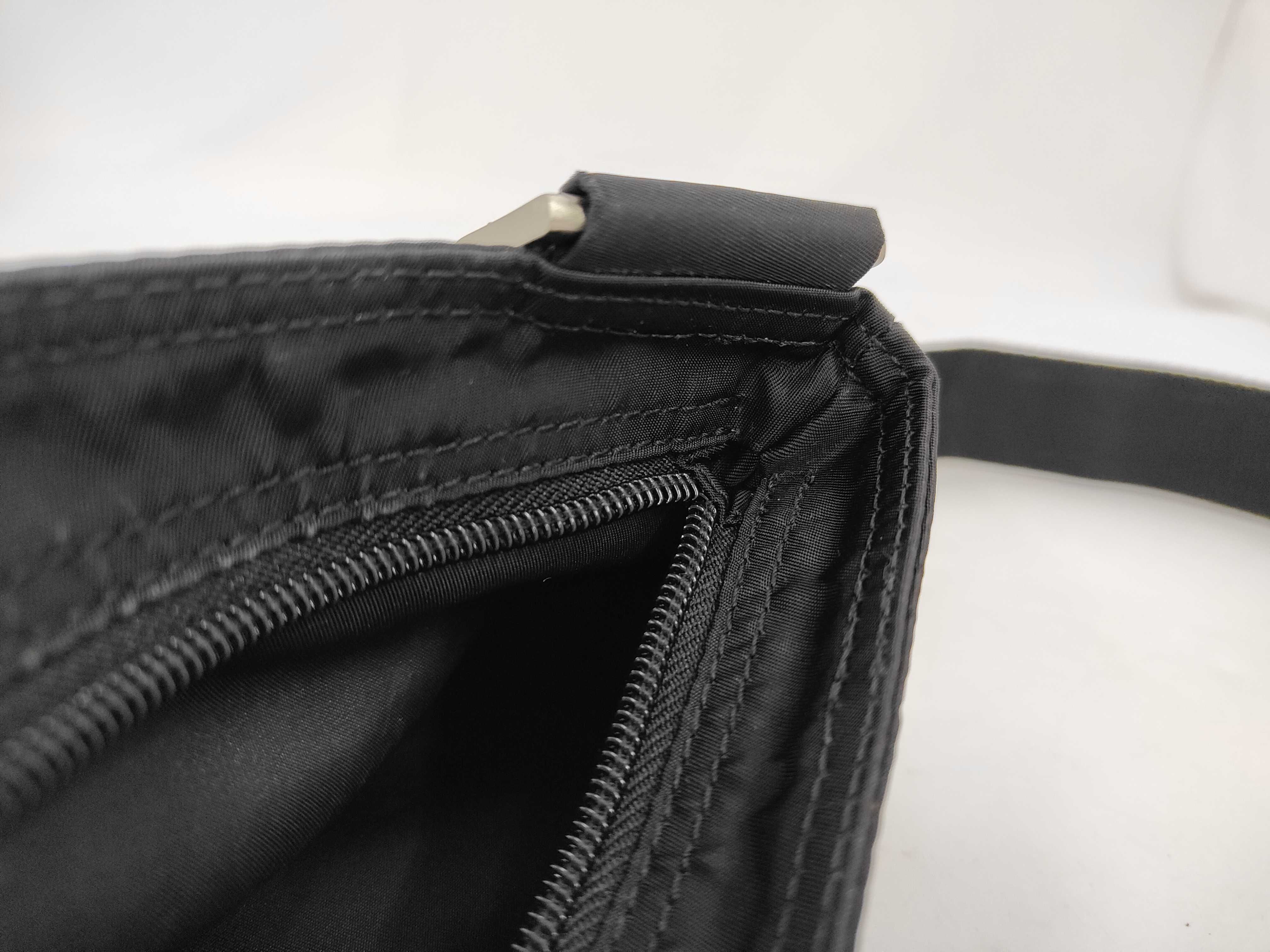 B7338 Black Triangle Logo Shoulder Bag — view 8