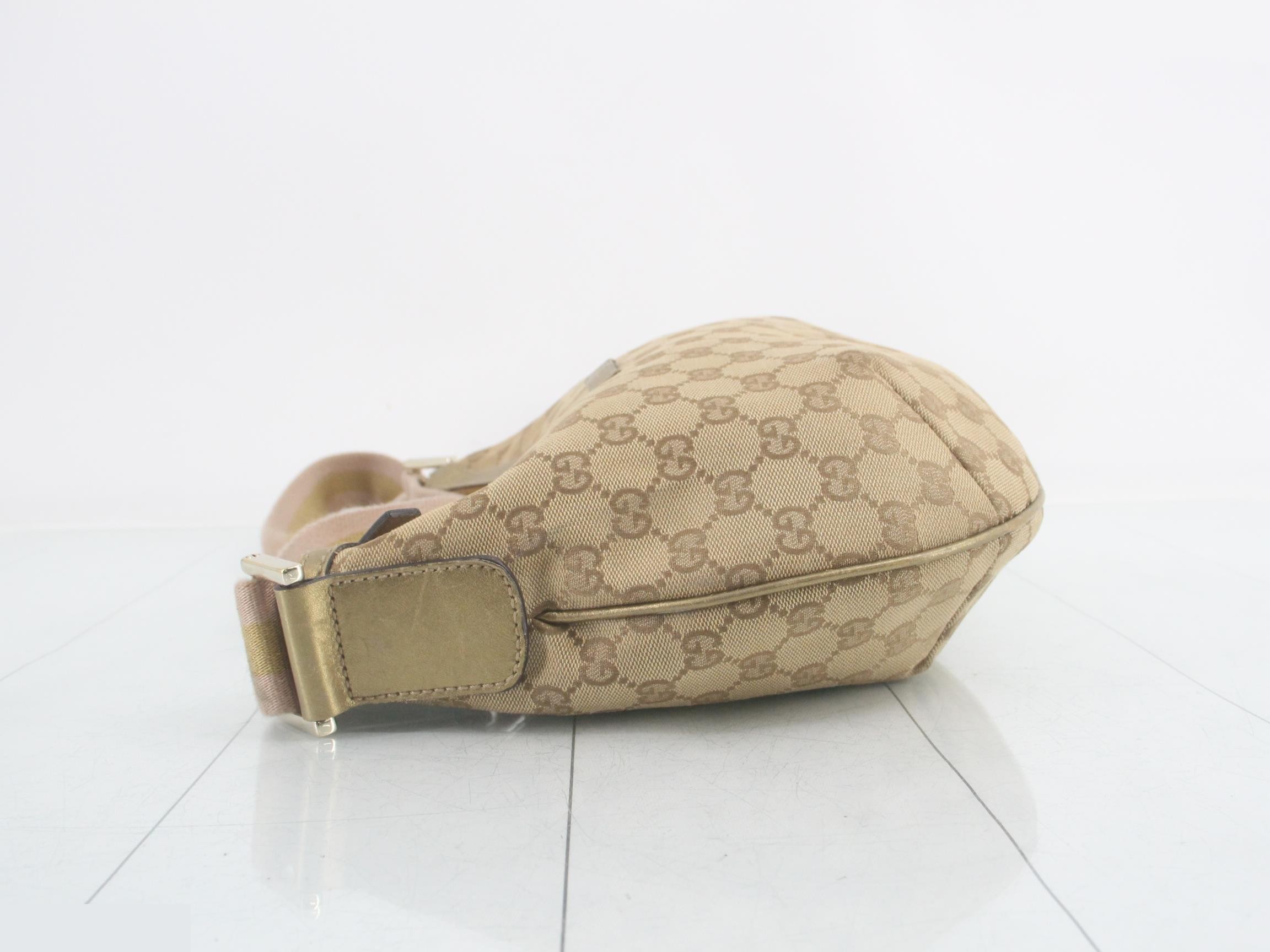GG canvas shoulder bag — view 4