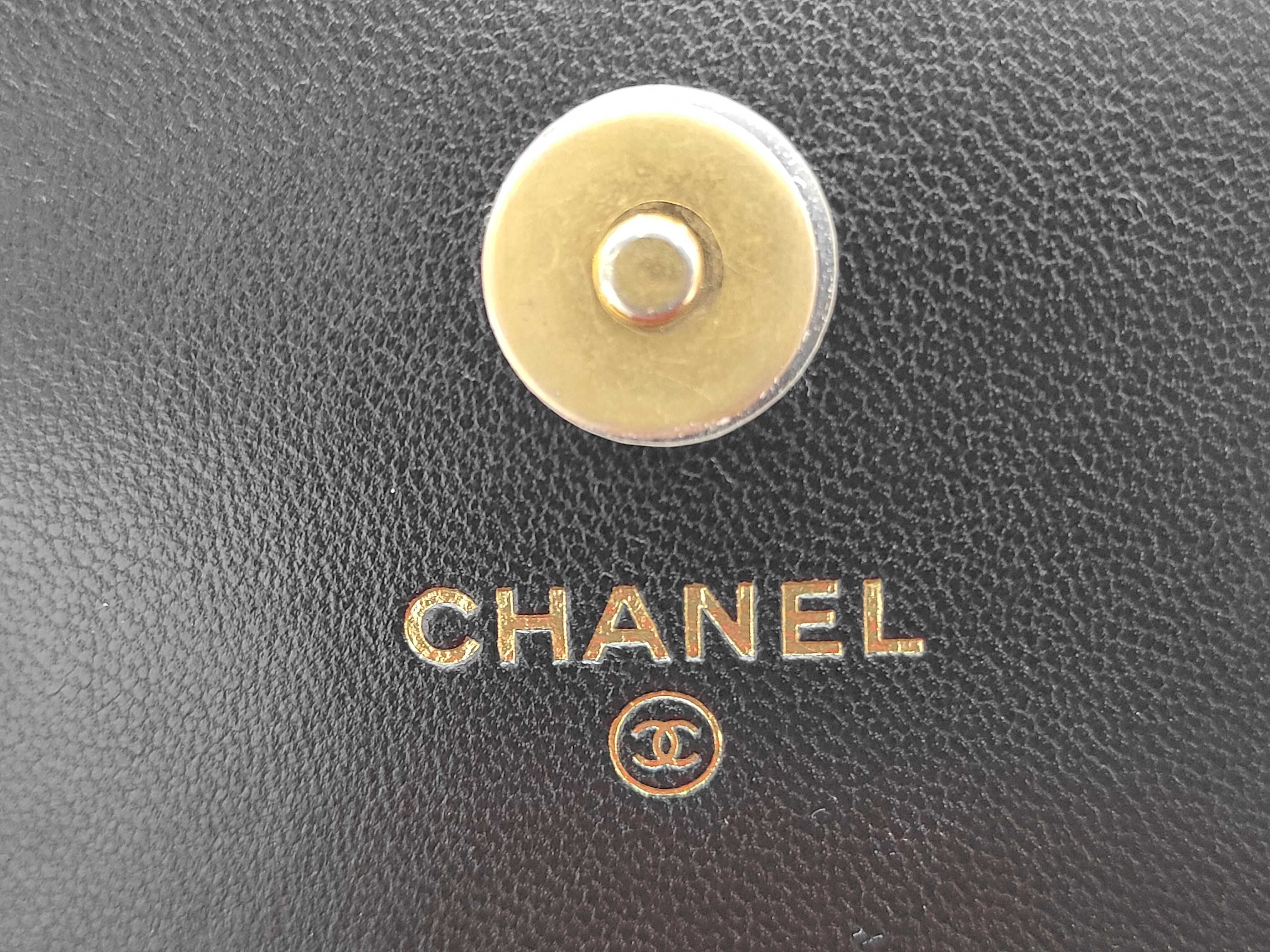 Matelassé Shoulder Bag — view 7