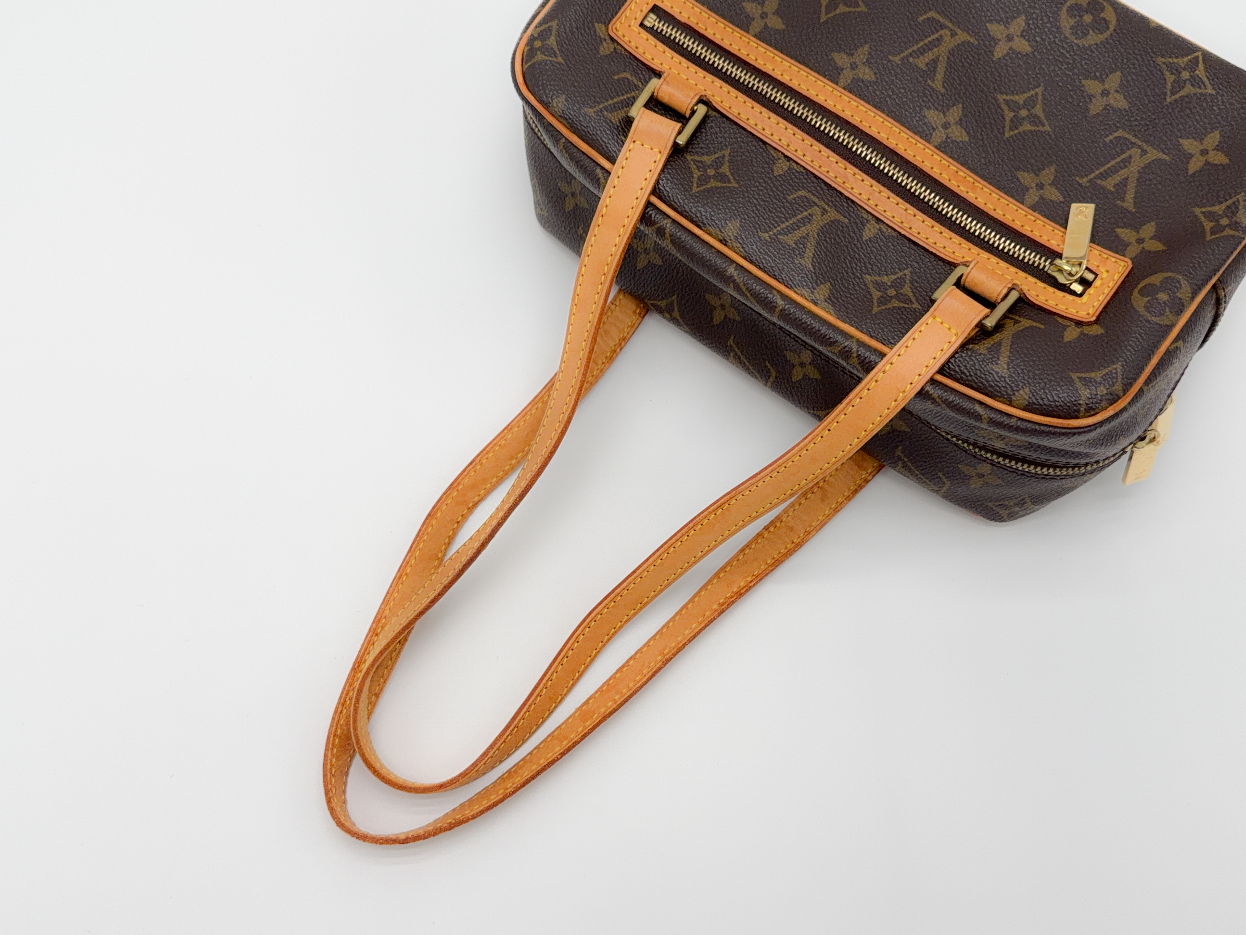 Monogram M51182 Cite MM FL1002 Shoulder Bag (No Stickiness) — view 3
