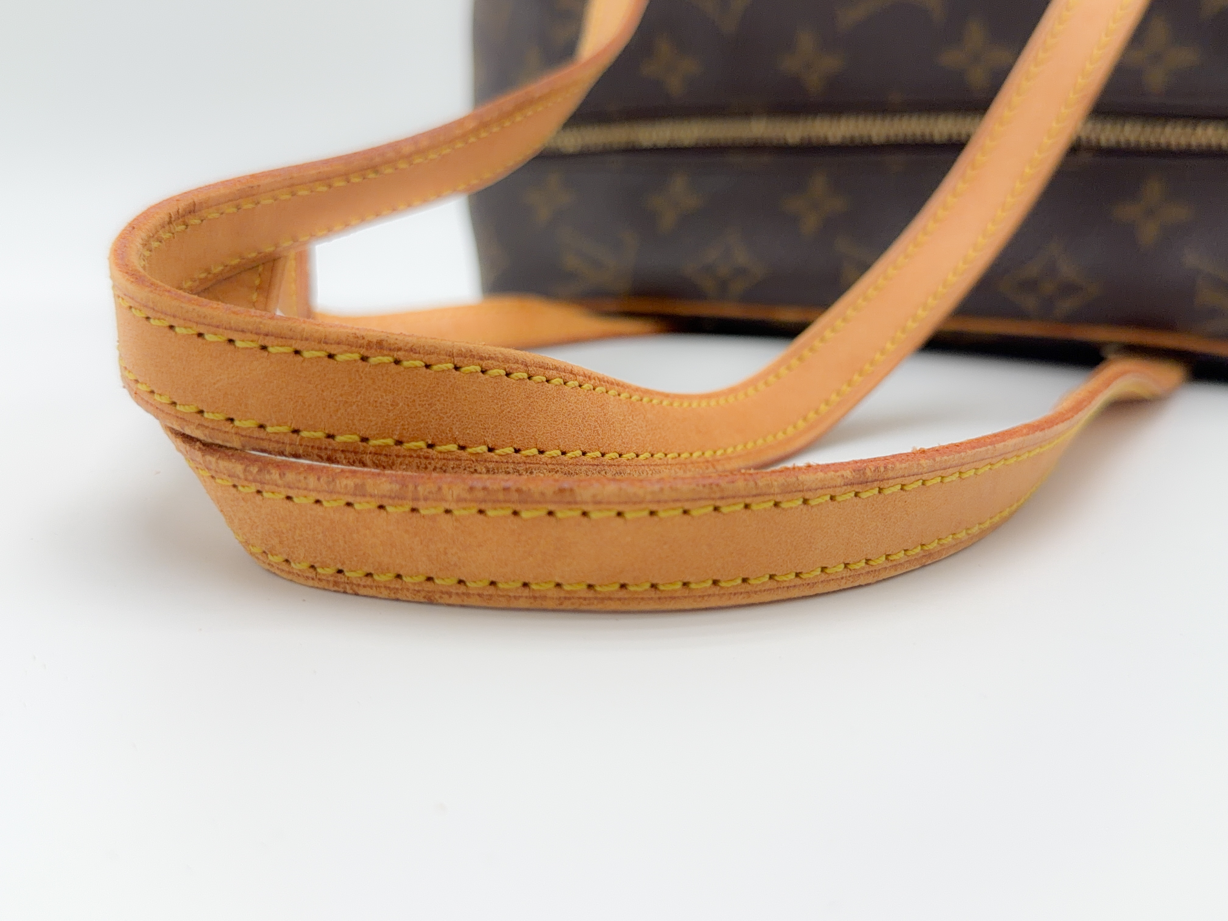 Monogram M51182 Cite MM FL1002 Shoulder Bag (No Stickiness) — view 4