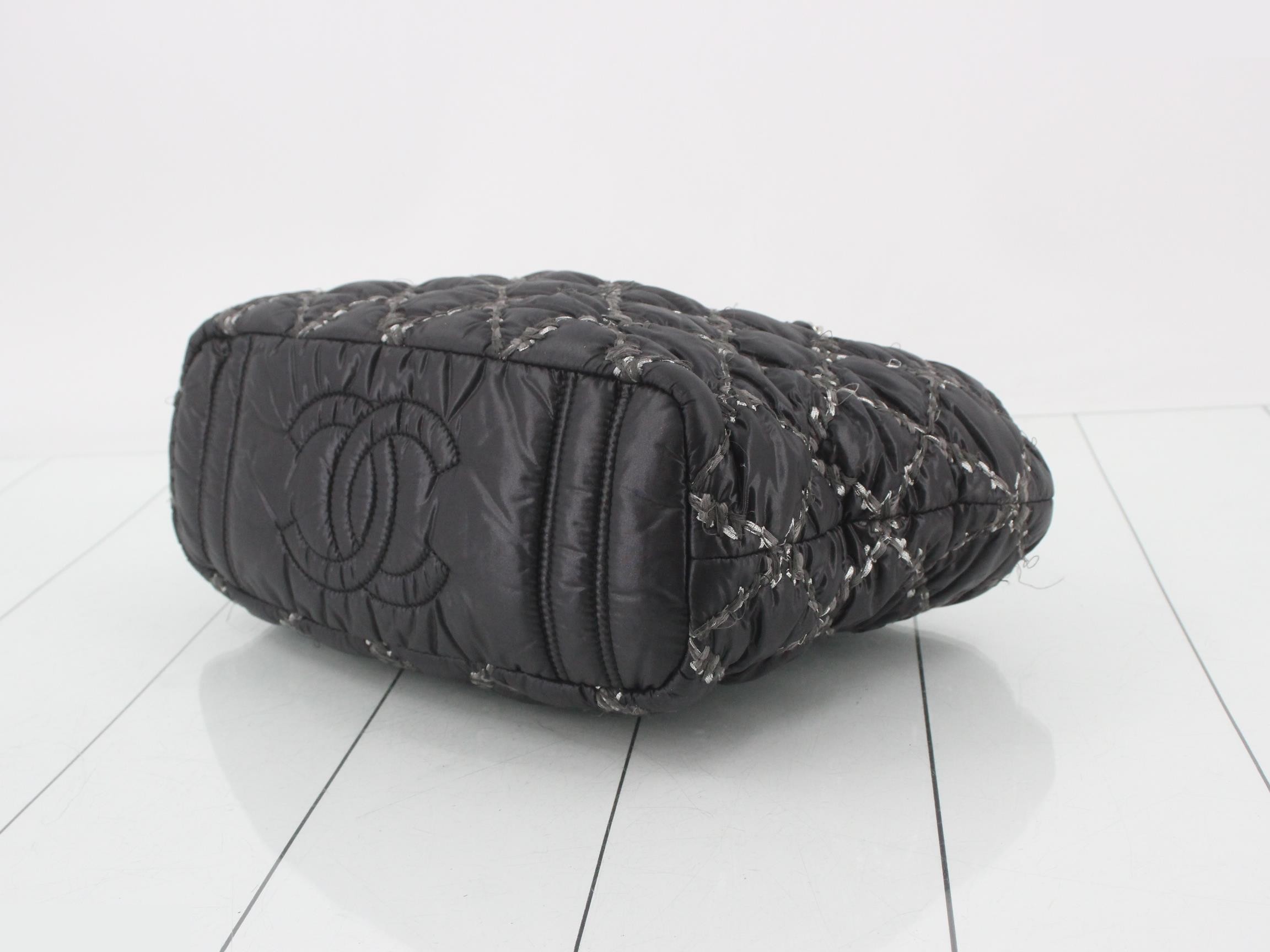 Paris Byzantium Chain Tote, Black, No. 14 — view 6