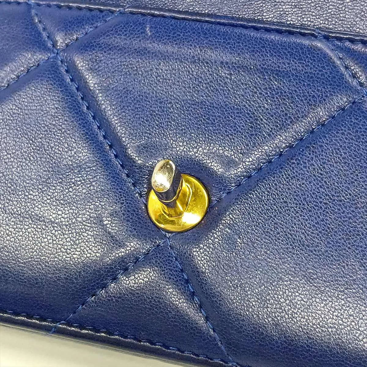 19 Lambskin Chain Wallet Blue Gold Hardware GA5ULLEC Random Plate — view 12