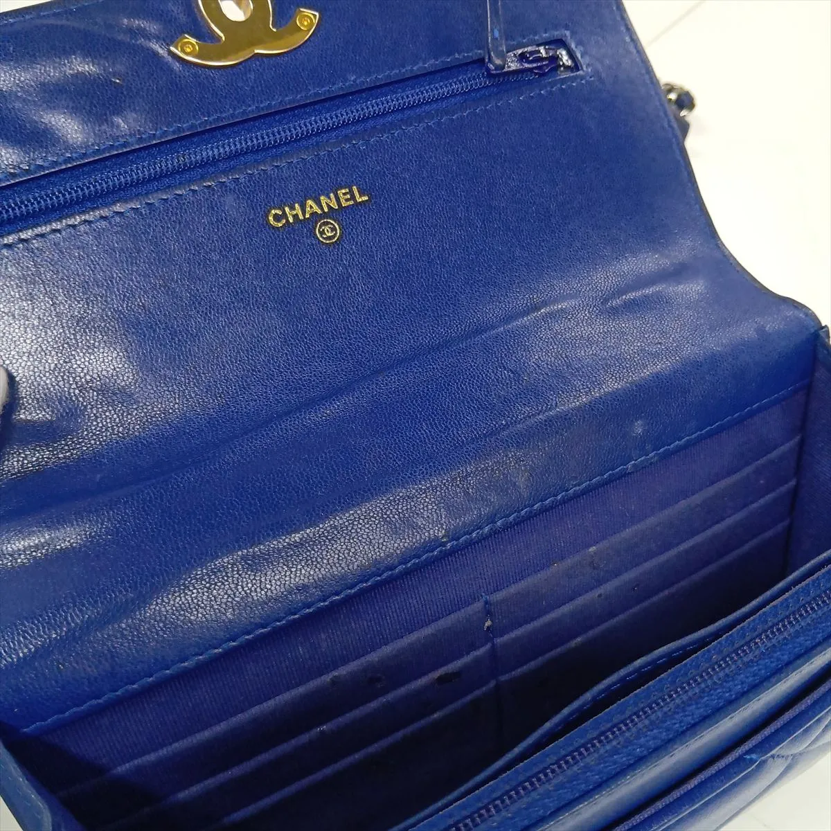 19 Lambskin Chain Wallet Blue Gold Hardware GA5ULLEC Random Plate — view 14