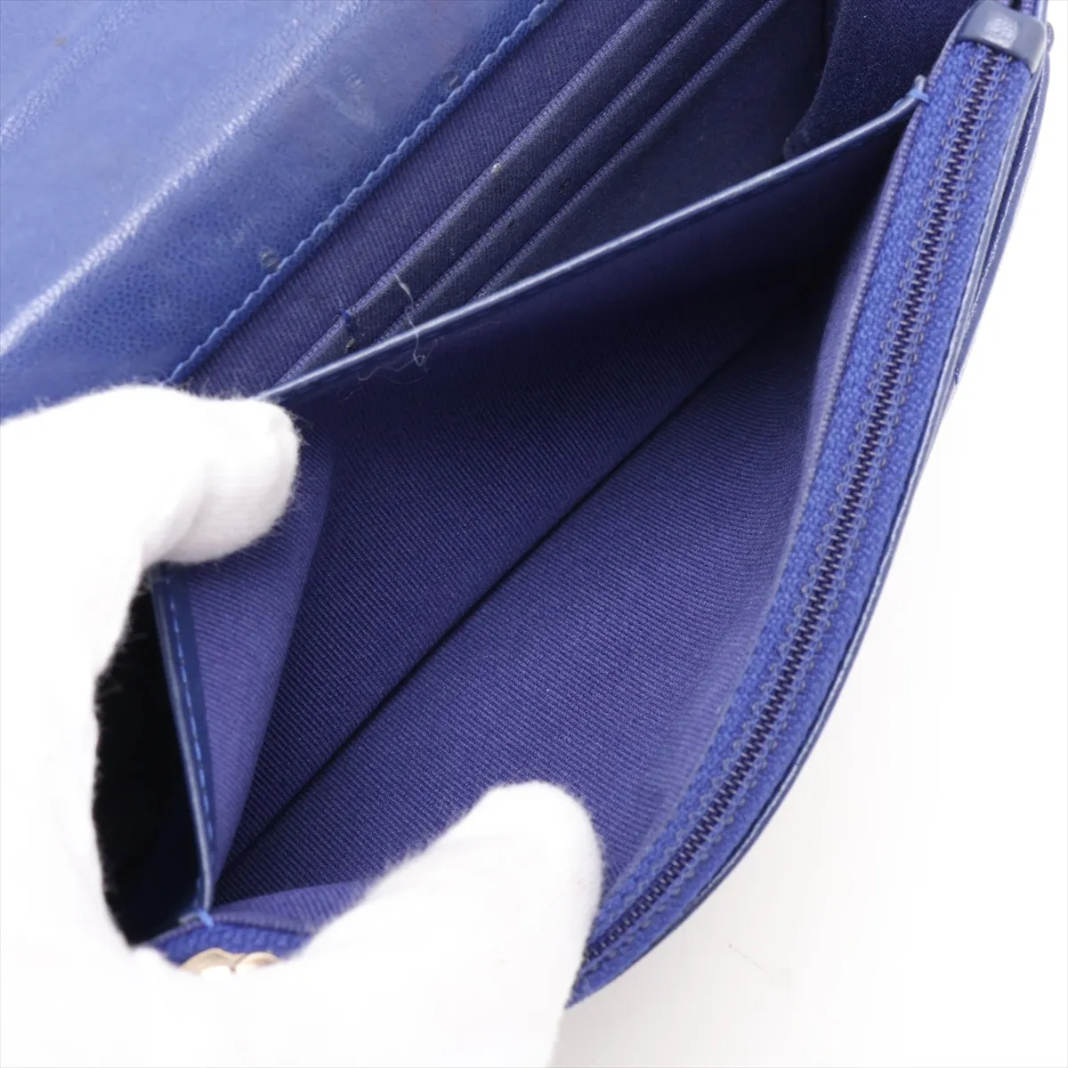 19 Lambskin Chain Wallet Blue Gold Hardware GA5ULLEC Random Plate — view 7