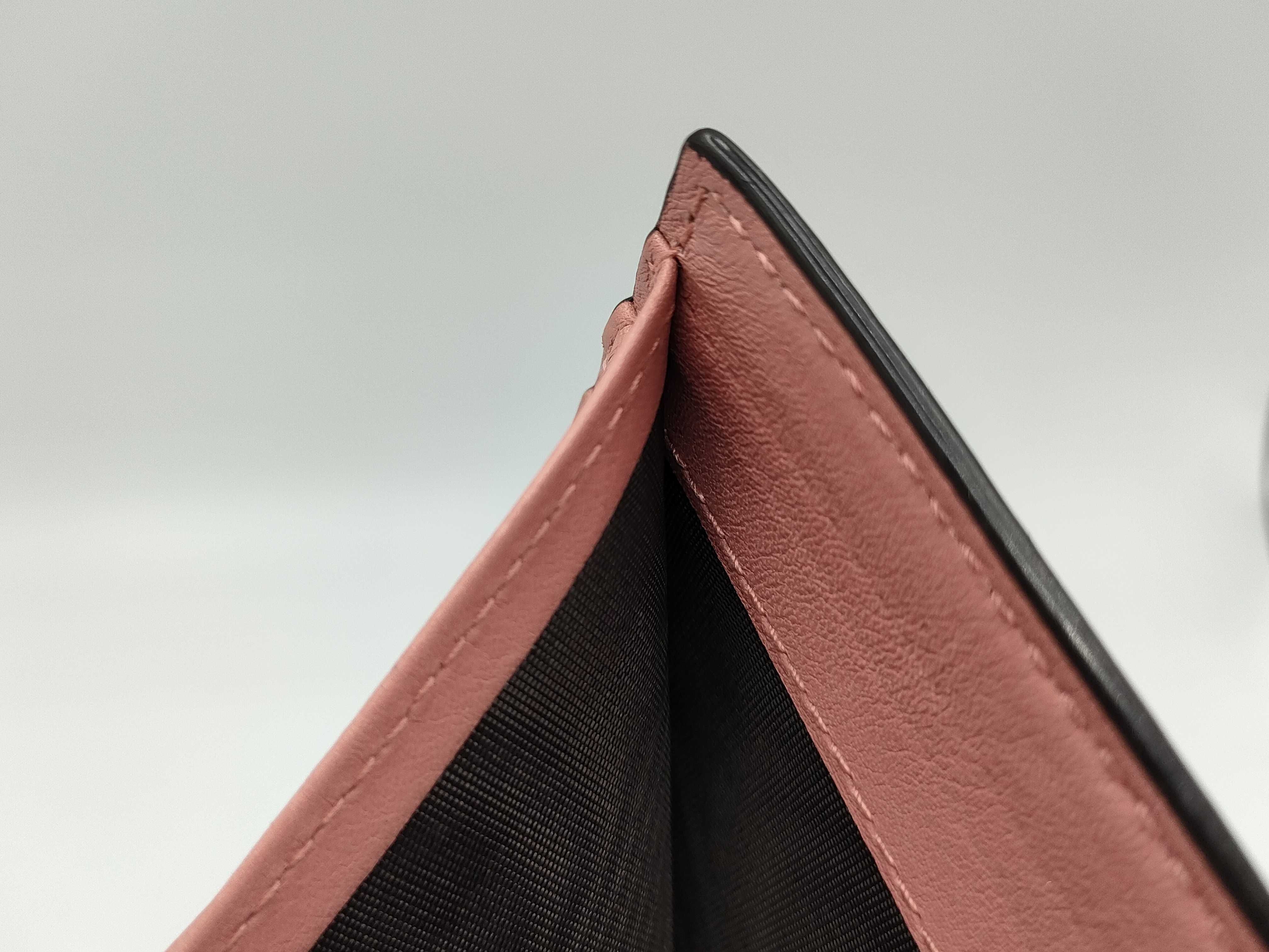 GG 245727 / Folding Wallet — view 11