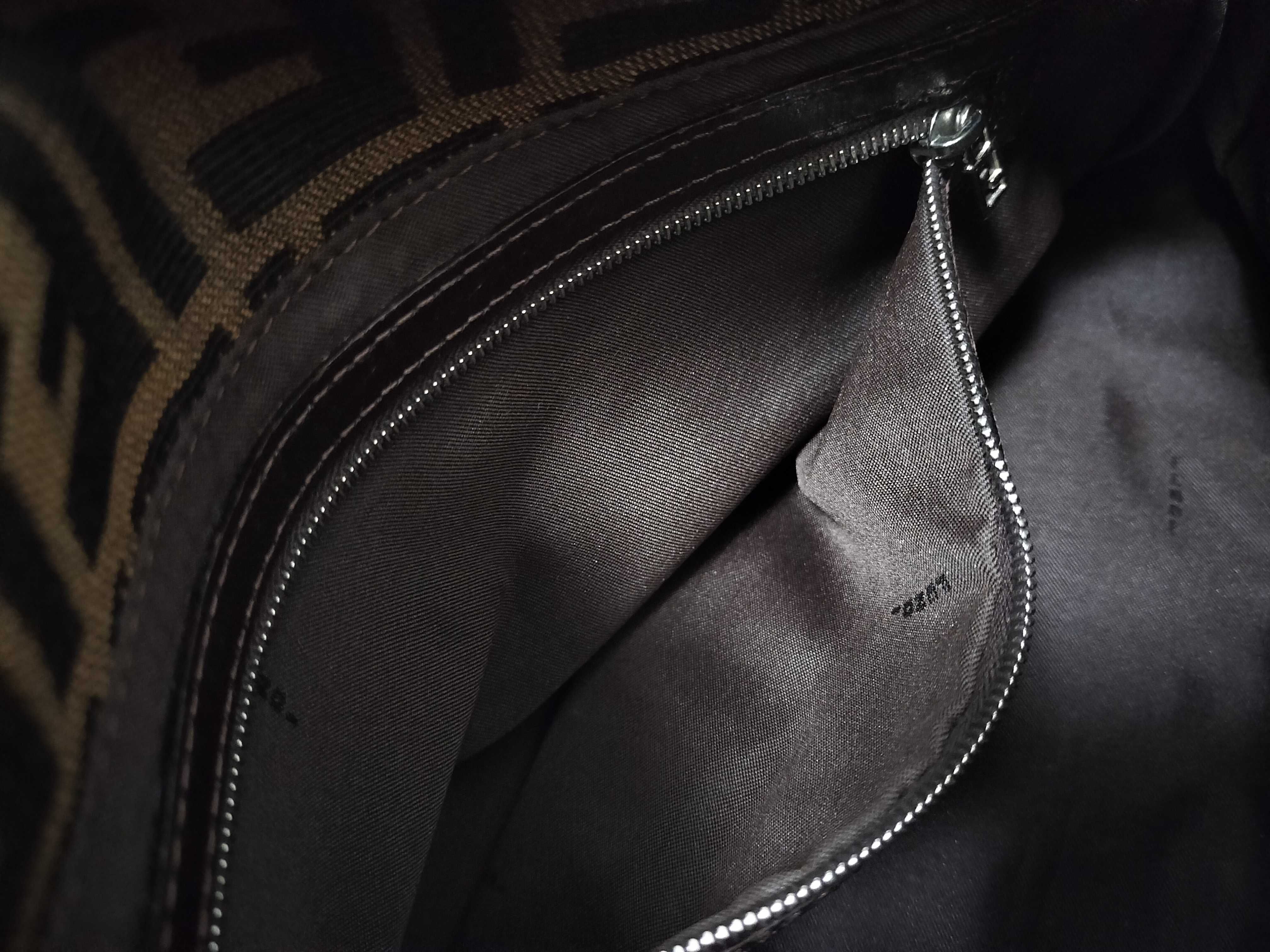 Mamma Fendi Mamma Shoulder Bag — view 11