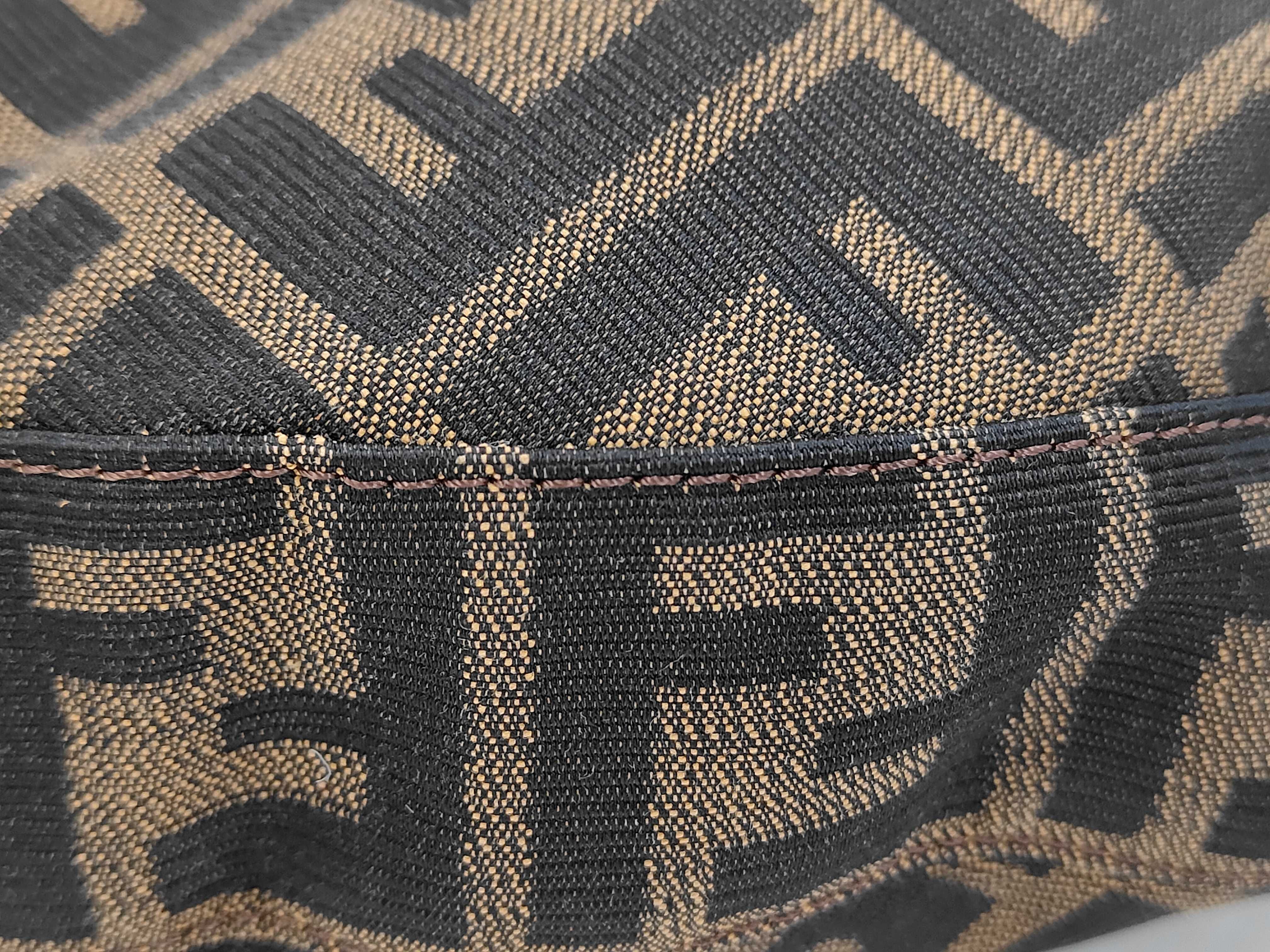 Mamma Bucket Crescent-shaped Zucca Pattern One-Shoulder Bag — view 7