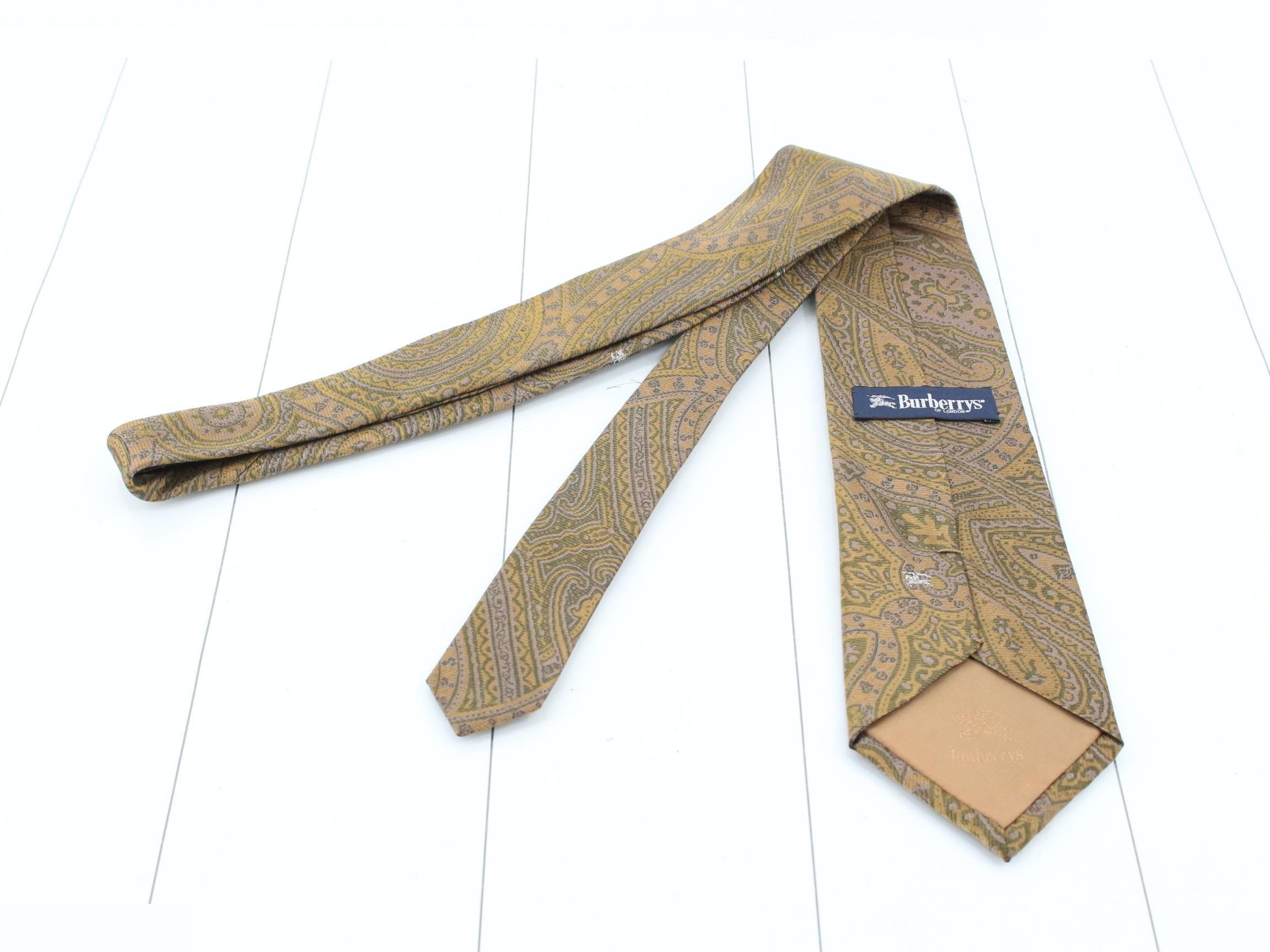 Other lines: Small items, accessories, ties — view 2