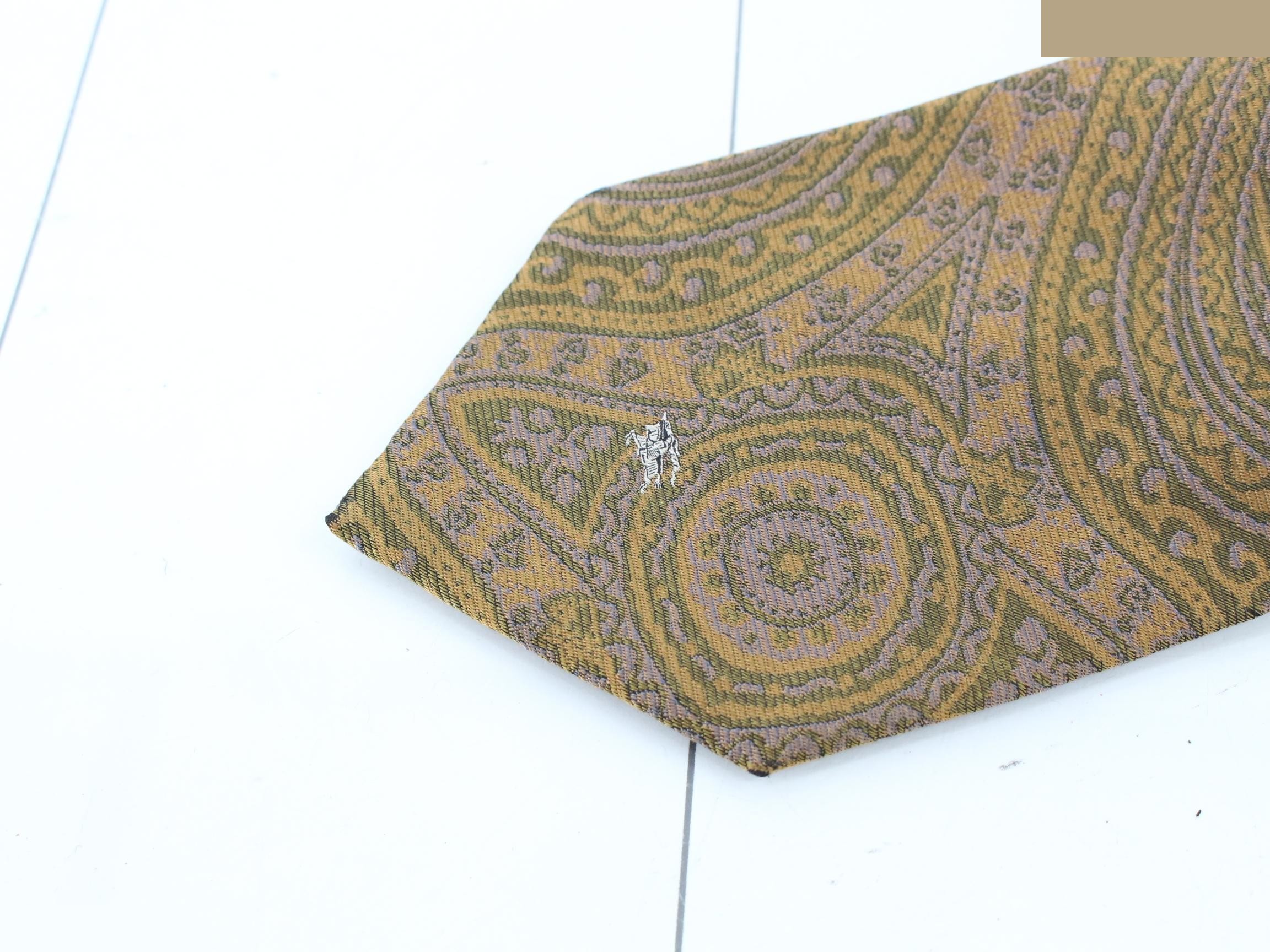 Other lines: Small items, accessories, ties — view 3