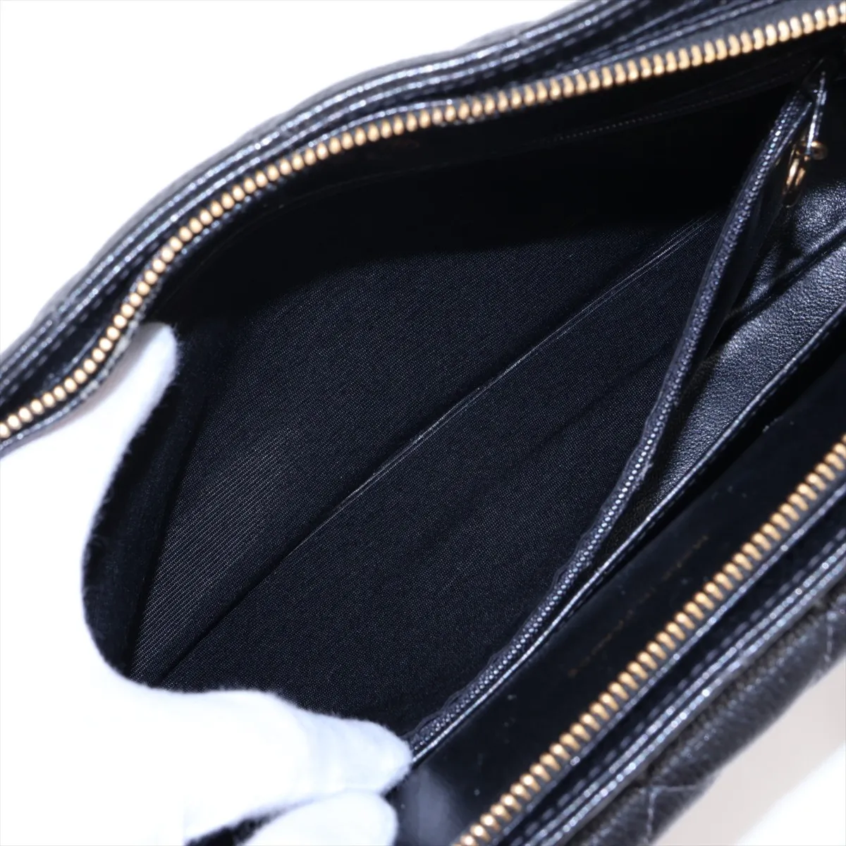 Matelassé Caviar Skin Chain Tote Bag, Black with Gold Hardware, 4370852, Series 4 — view 8