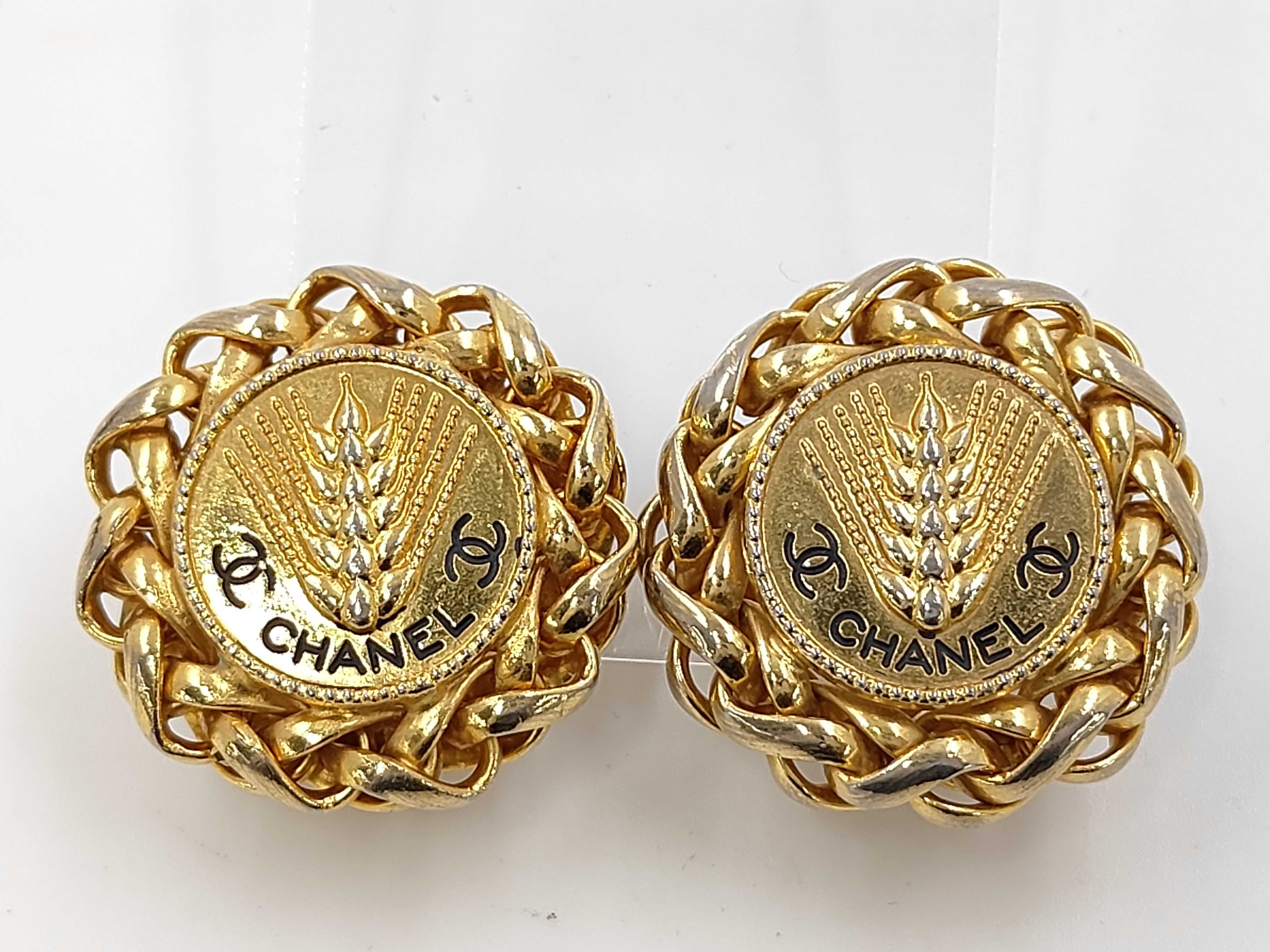 Gold Plated Vintage Coco Mark Rice Stalk Motif Earring (One Earring with Engraving)