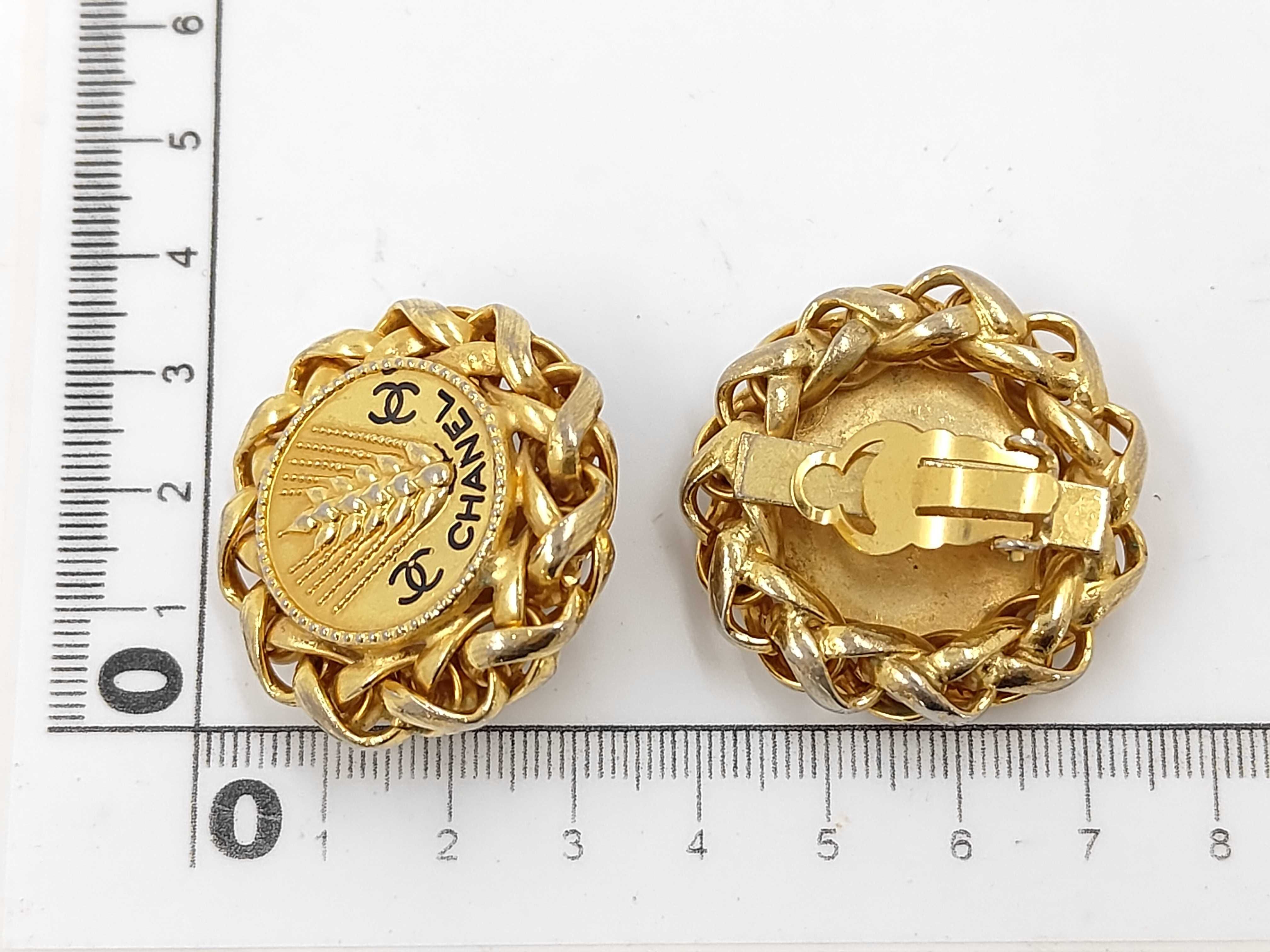 Gold Plated Vintage Coco Mark Rice Stalk Motif Earring (One Earring with Engraving) — view 7