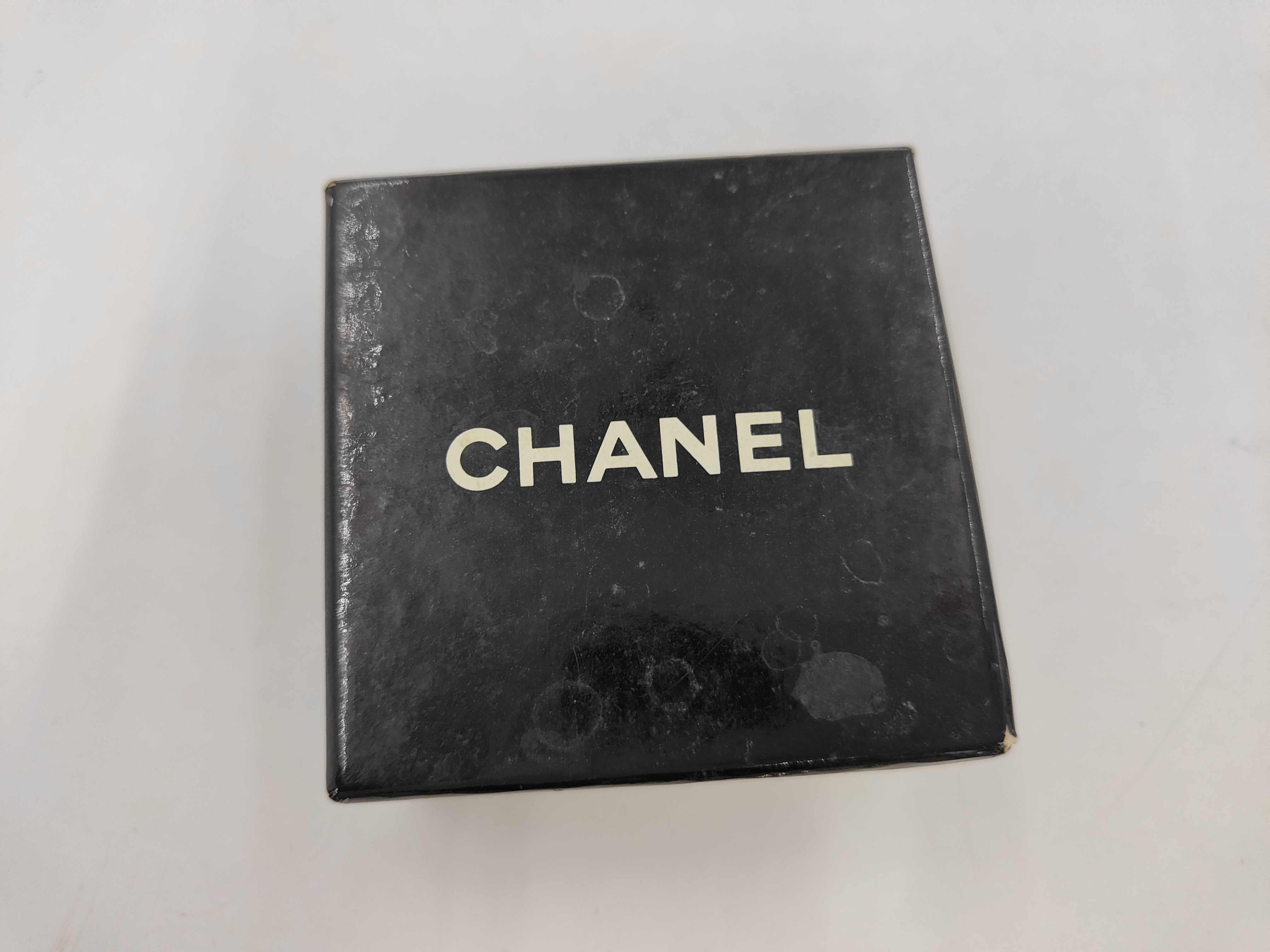 earrings — view 7