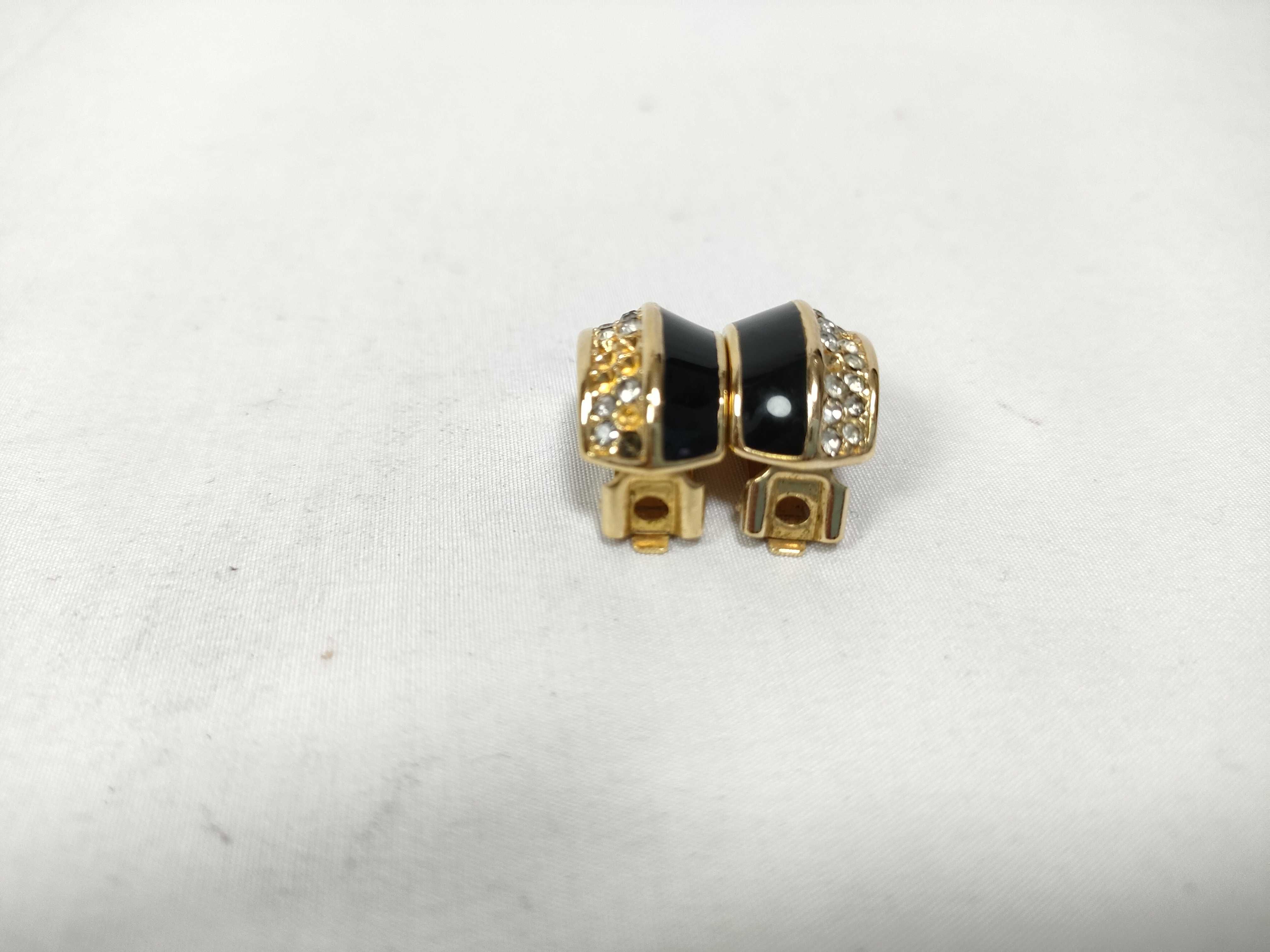 earrings — view 2