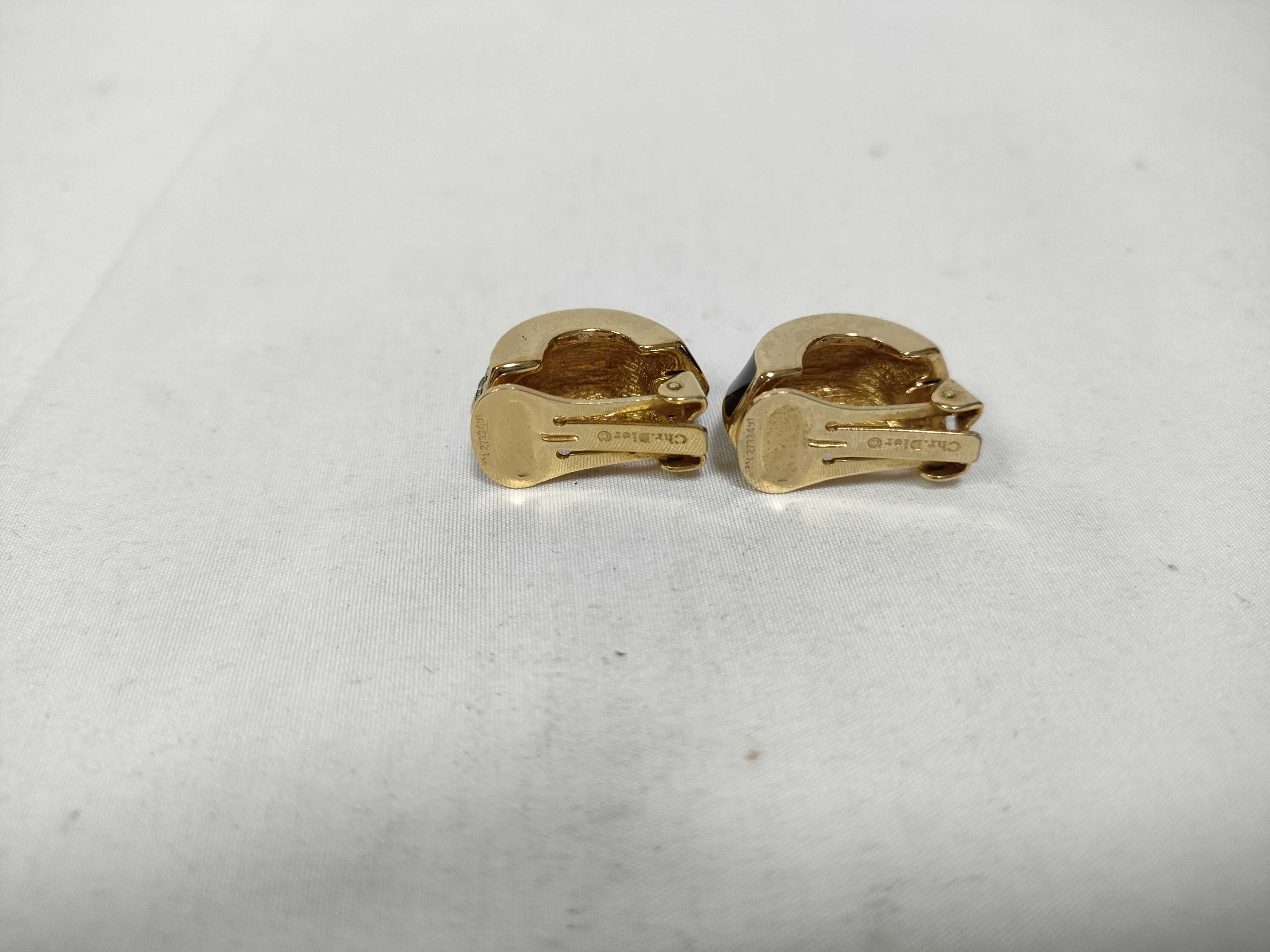 earrings — view 4