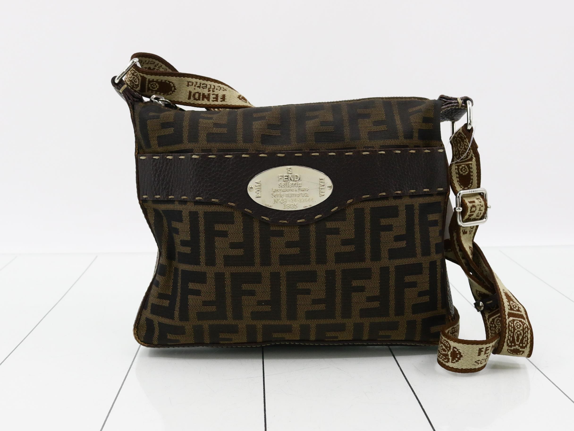 Zucca Shoulder Bag, Canvas/Leather, Brown