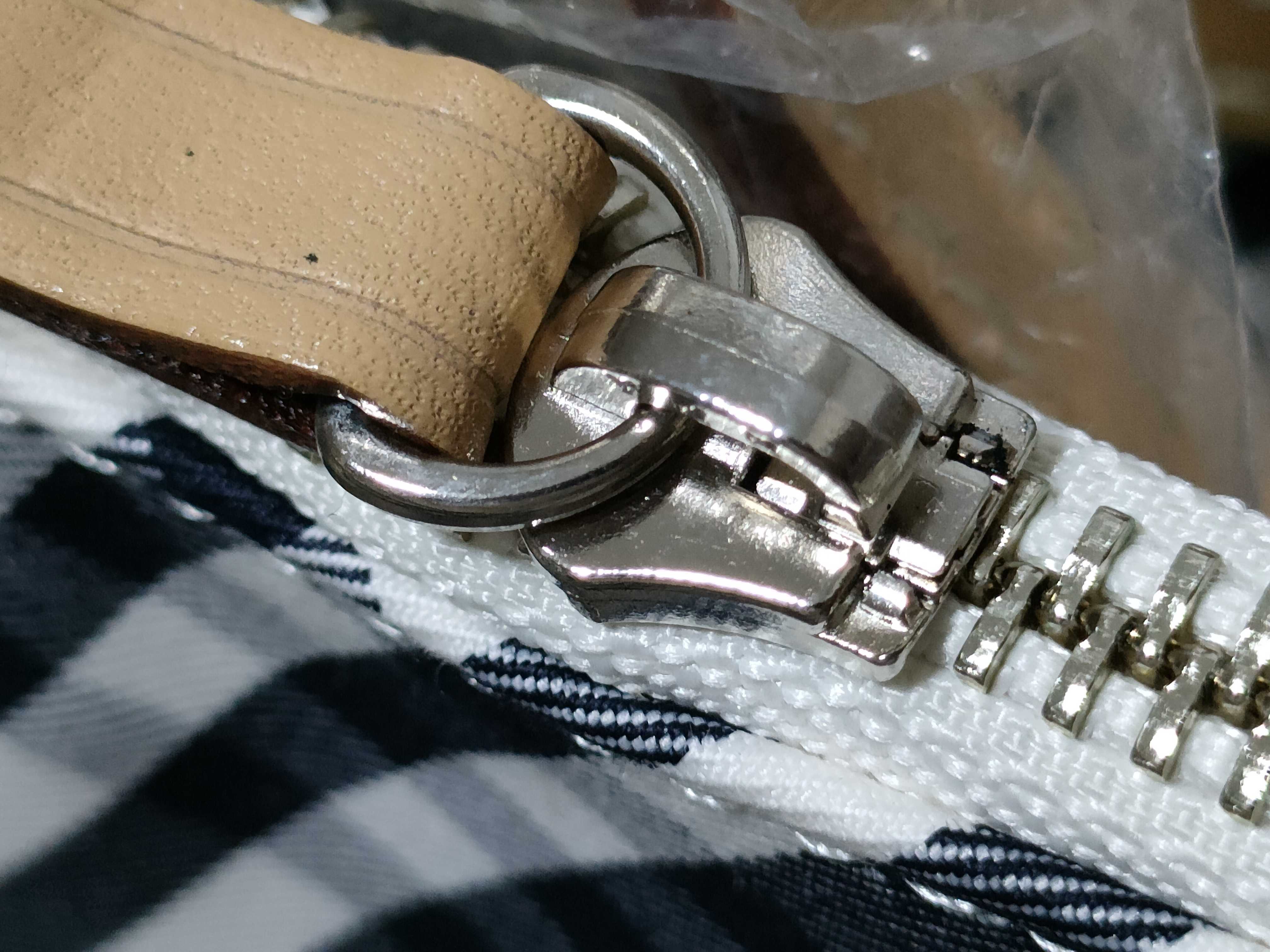 Blue Label Canvas Tote Bag — view 10