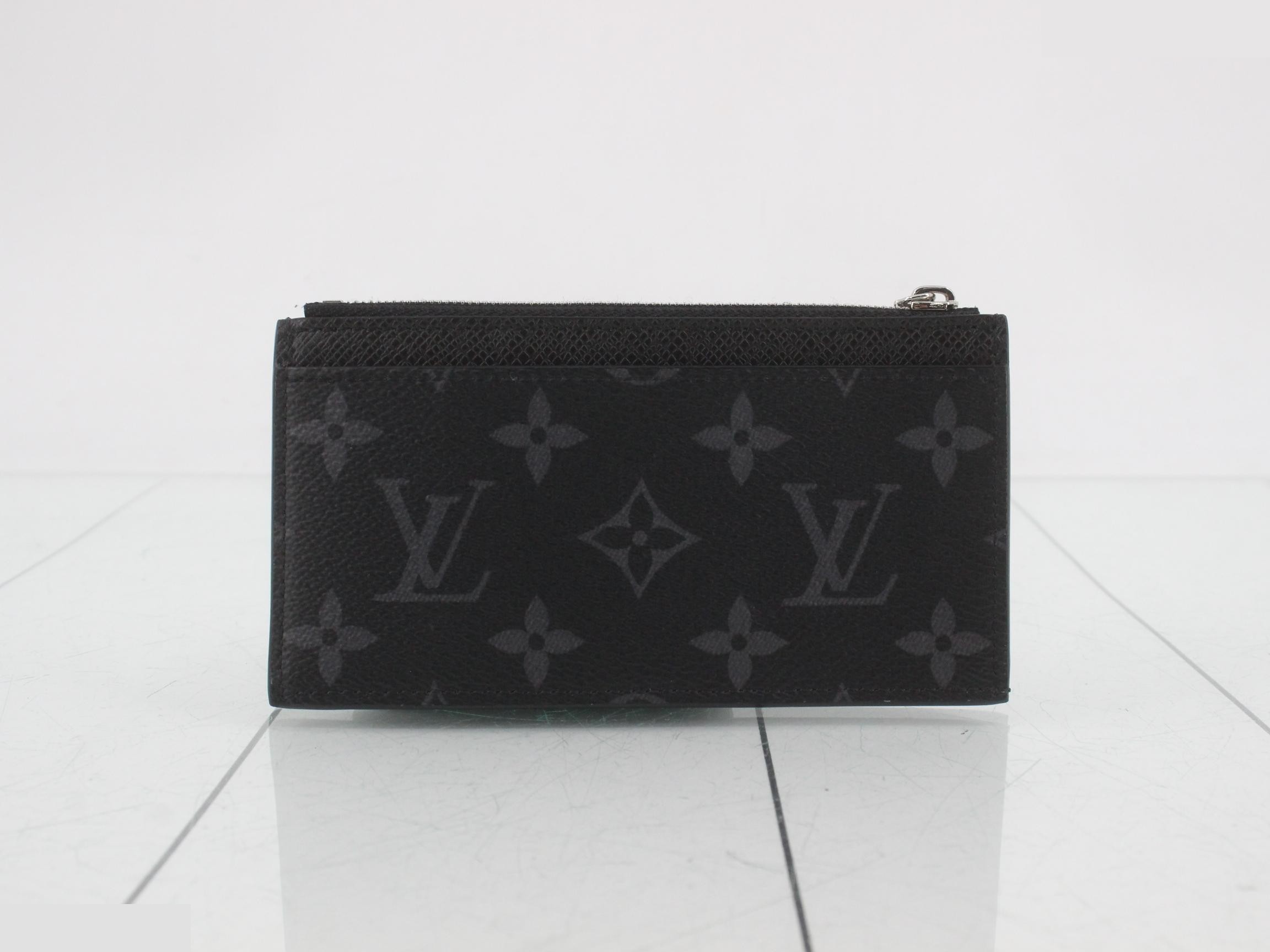 Coin card holder with IC chip — view 2