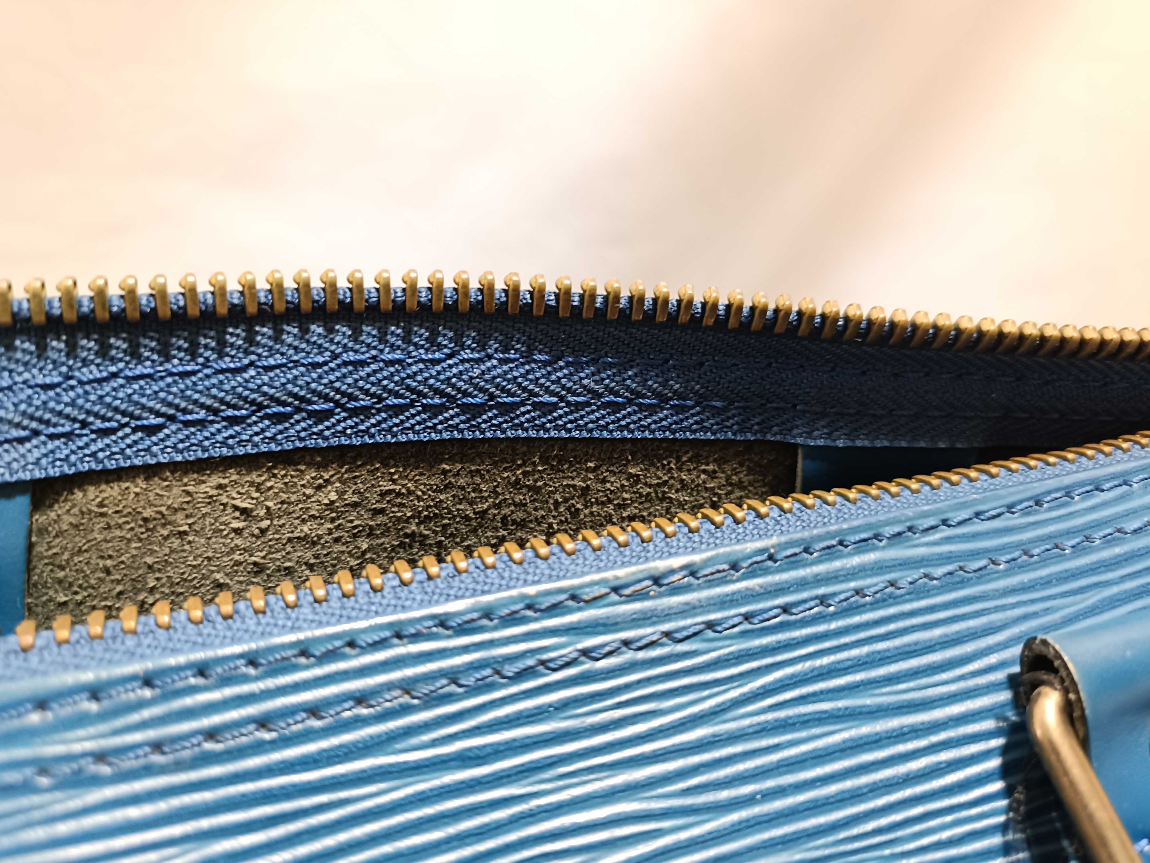 Epi Keepall 45 Boston Bag — view 10
