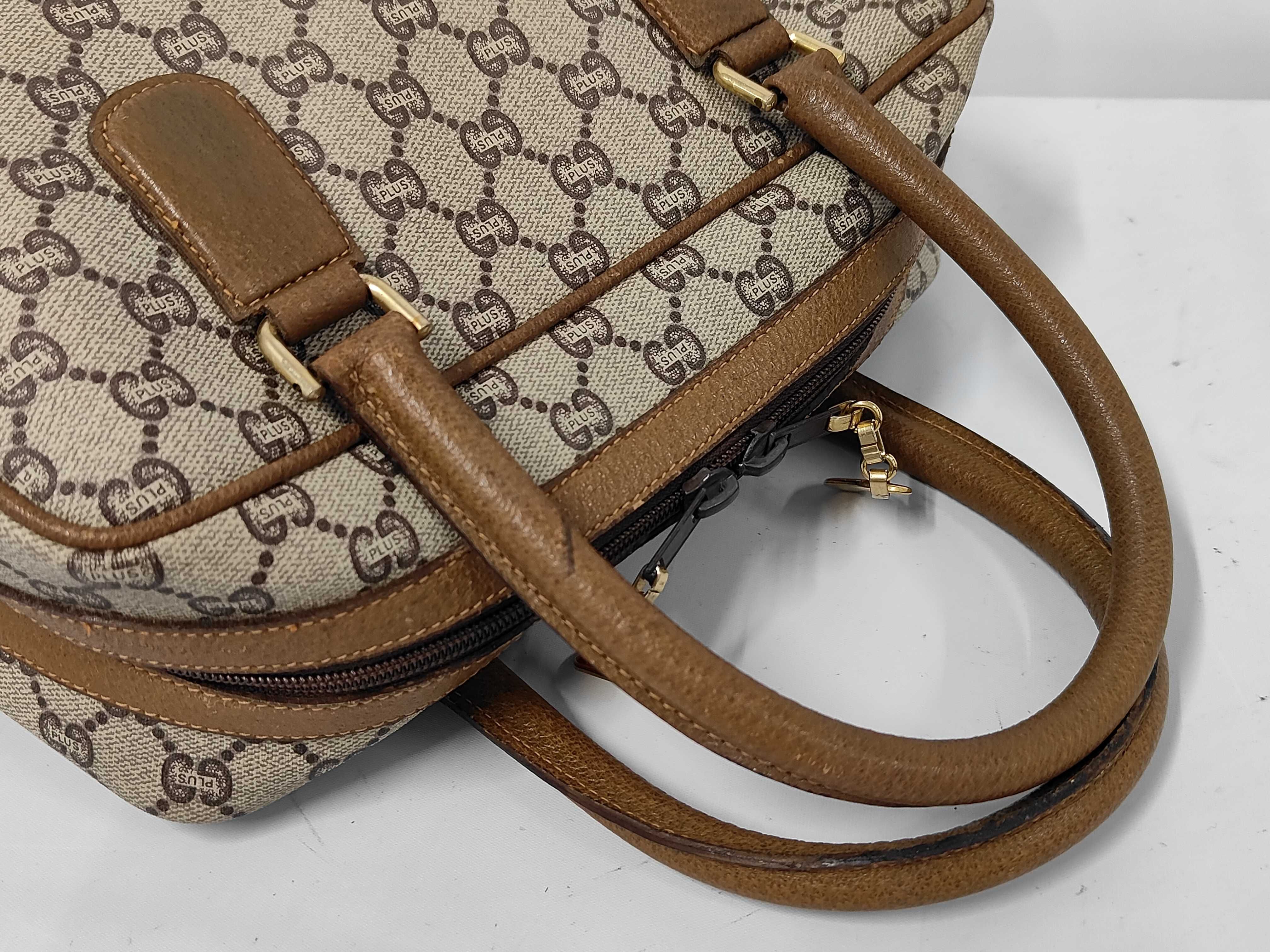 GG Supreme GG Plus Boston Bag Handbag — view 3