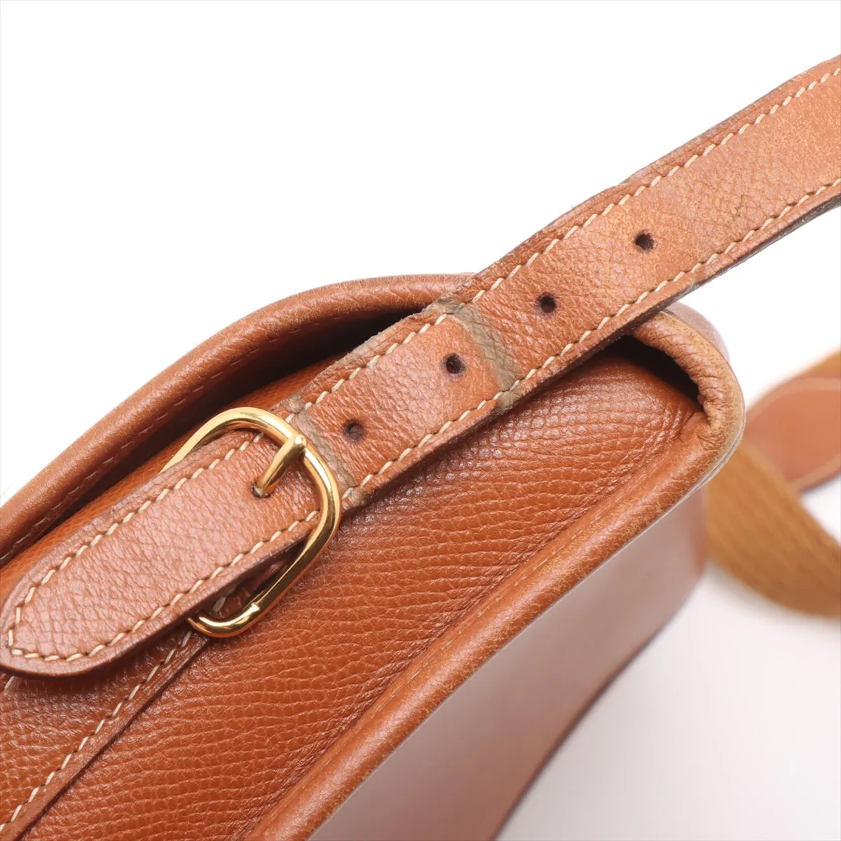 Duffle Bag, Courchevel Leather, Gold, Gold Hardware R: 1988 — view 13