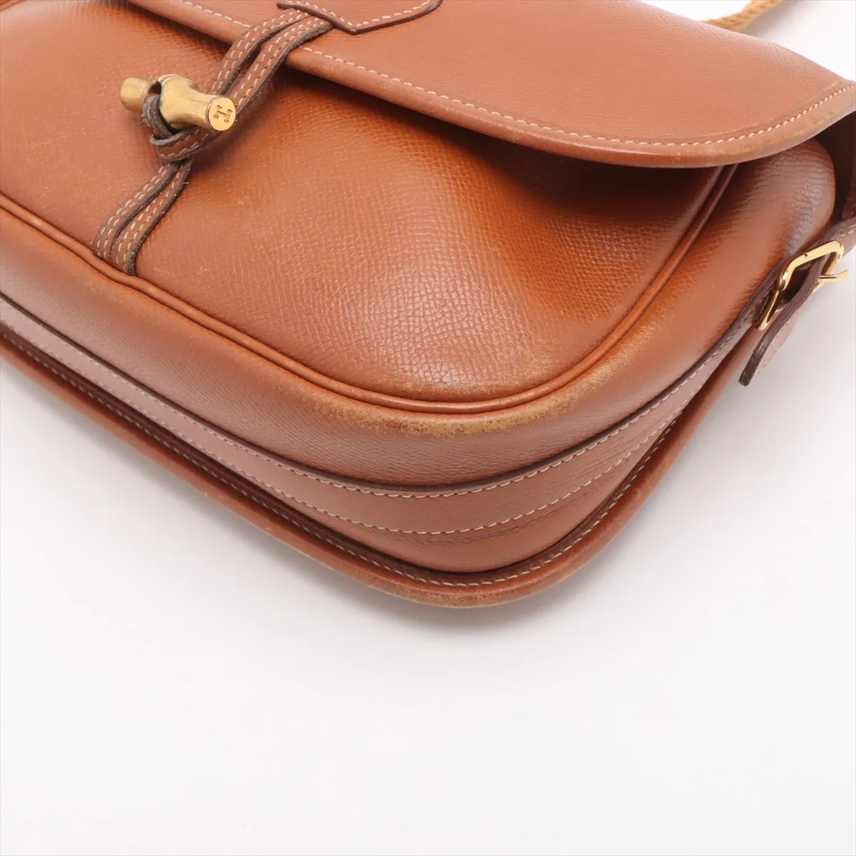 Duffle Bag, Courchevel Leather, Gold, Gold Hardware R: 1988 — view 3