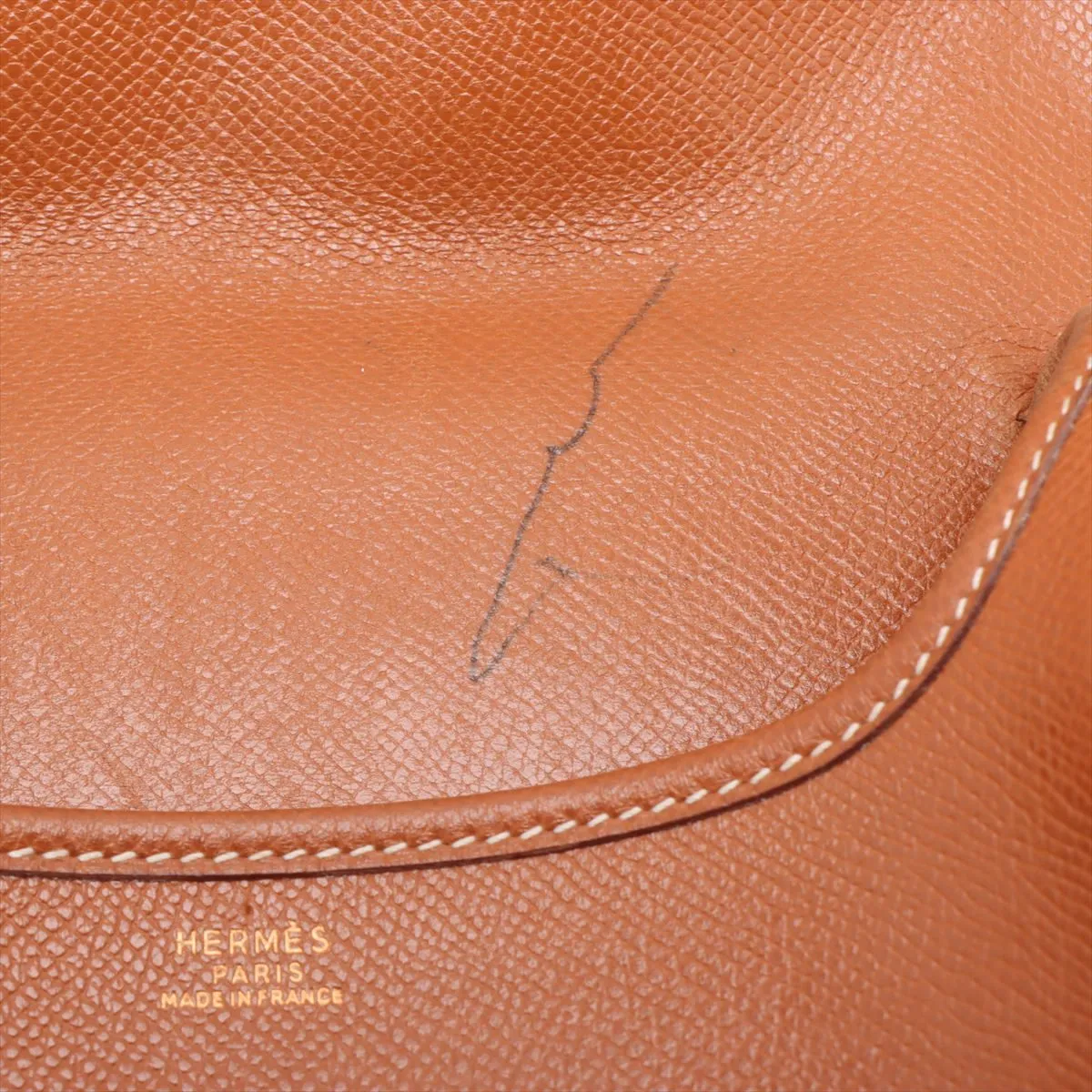 Duffle Bag, Courchevel Leather, Gold, Gold Hardware R: 1988 — view 8