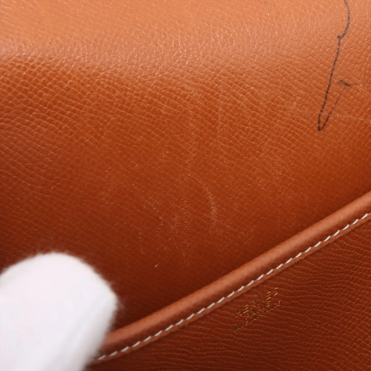 Duffle Bag, Courchevel Leather, Gold, Gold Hardware R: 1988 — view 9