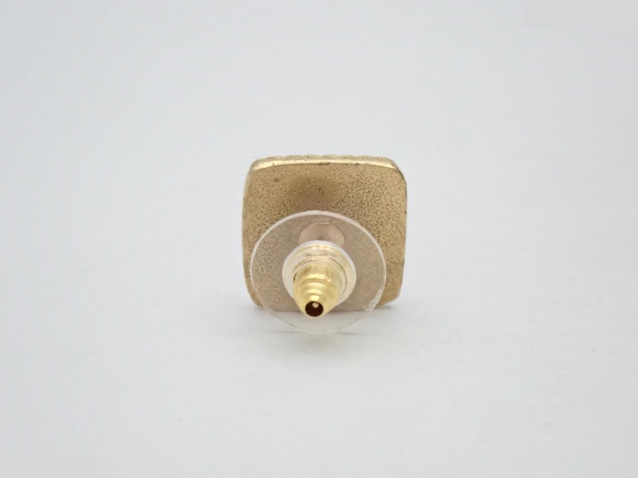 00C Coco Mark Clear Square Single Earring — view 2