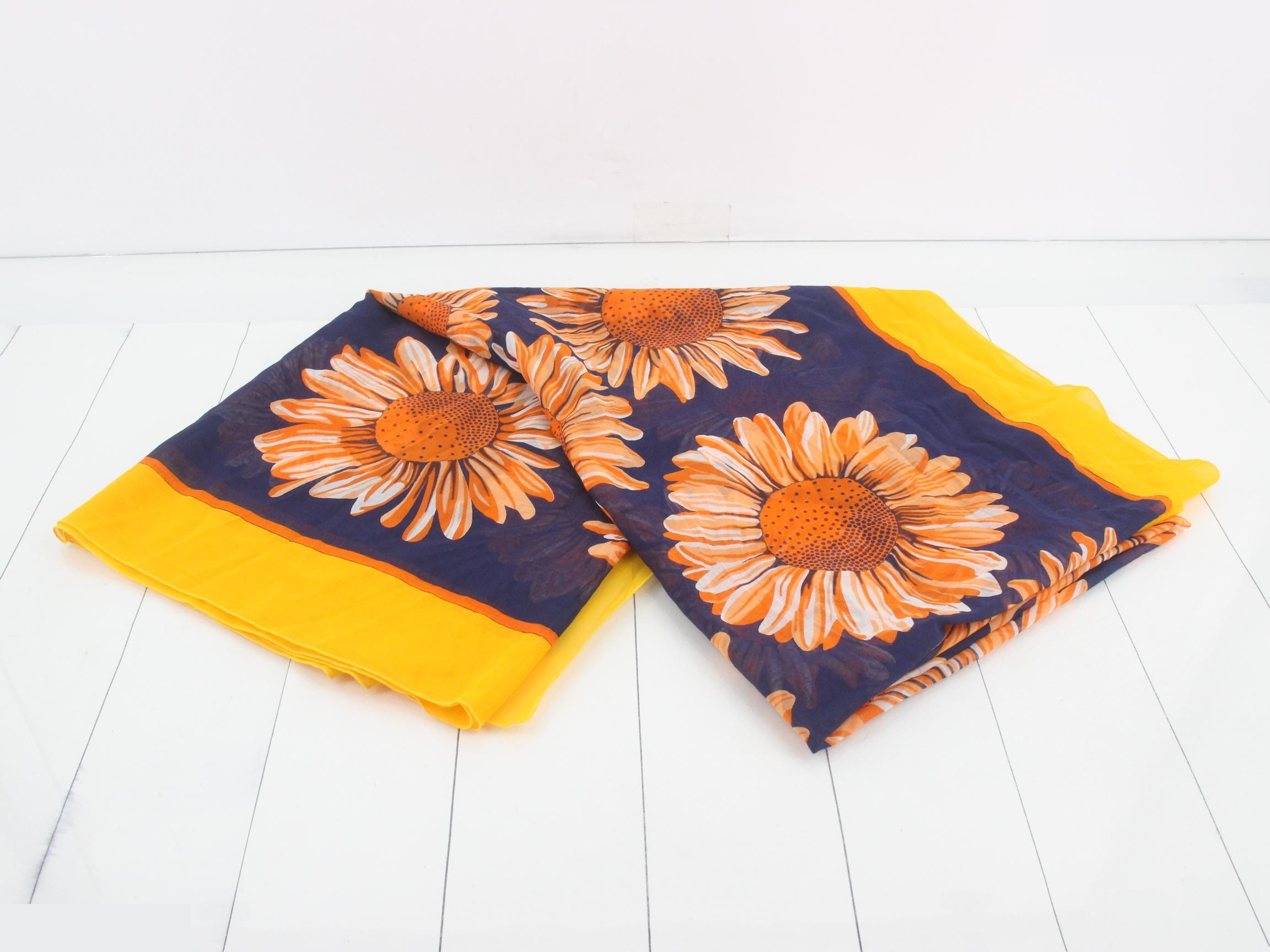 scarf — view 2