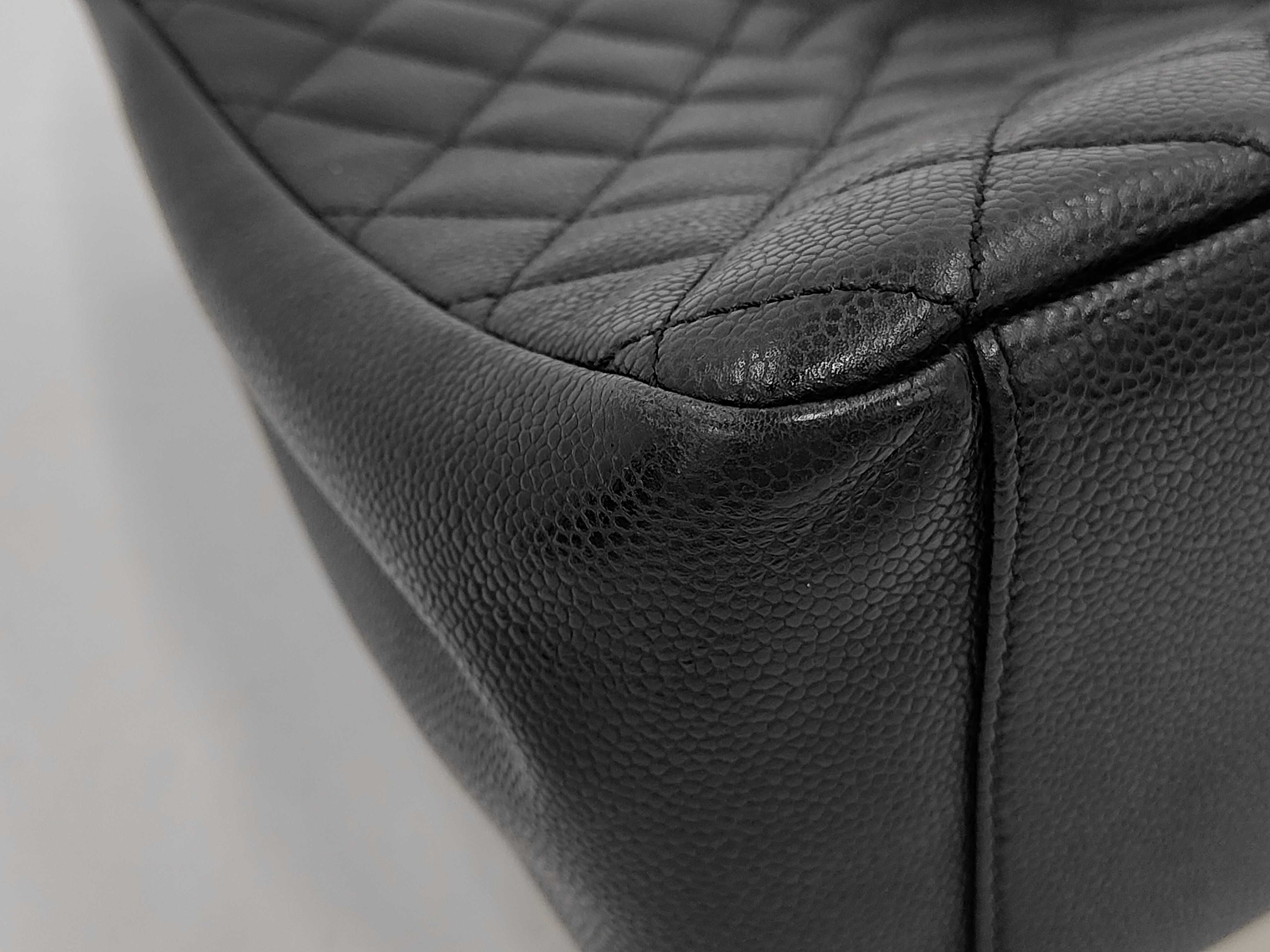 GST Tote Bag, Caviar Leather, Black with Gold Hardware, A50995 19447762 (Tote Bag) — view 3