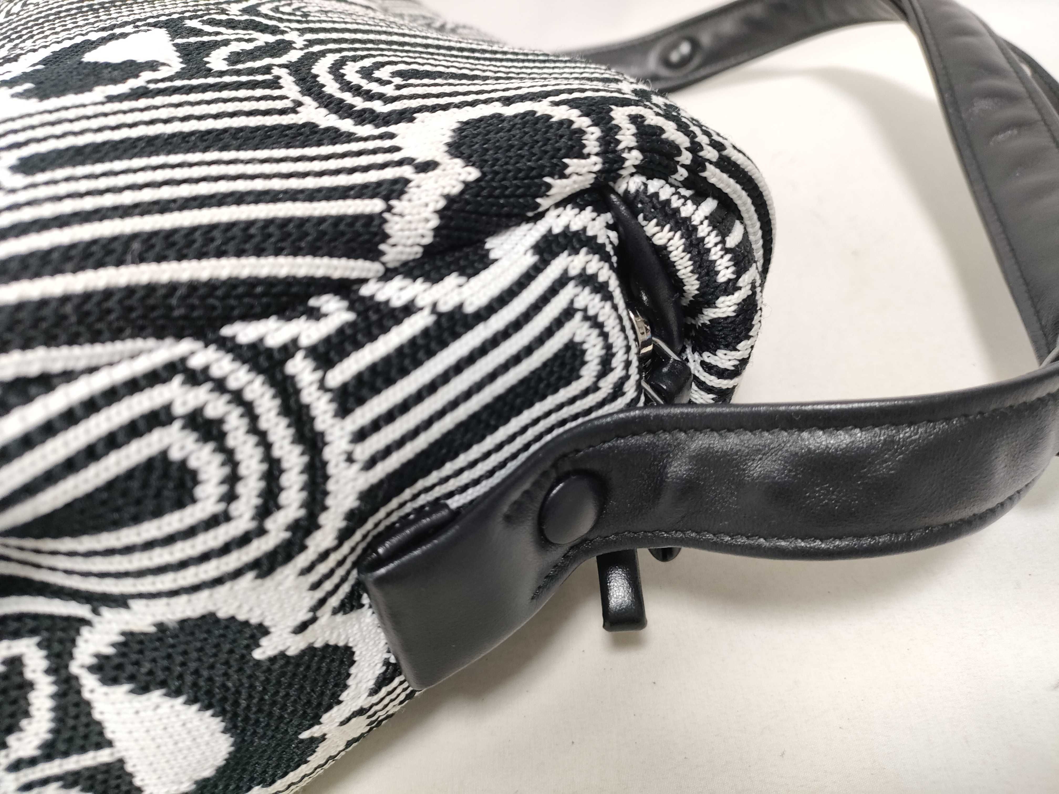 Signeau Shoulder Bag 1BC165 Black x White Jacquard x Leather Shoulder Bag — view 6