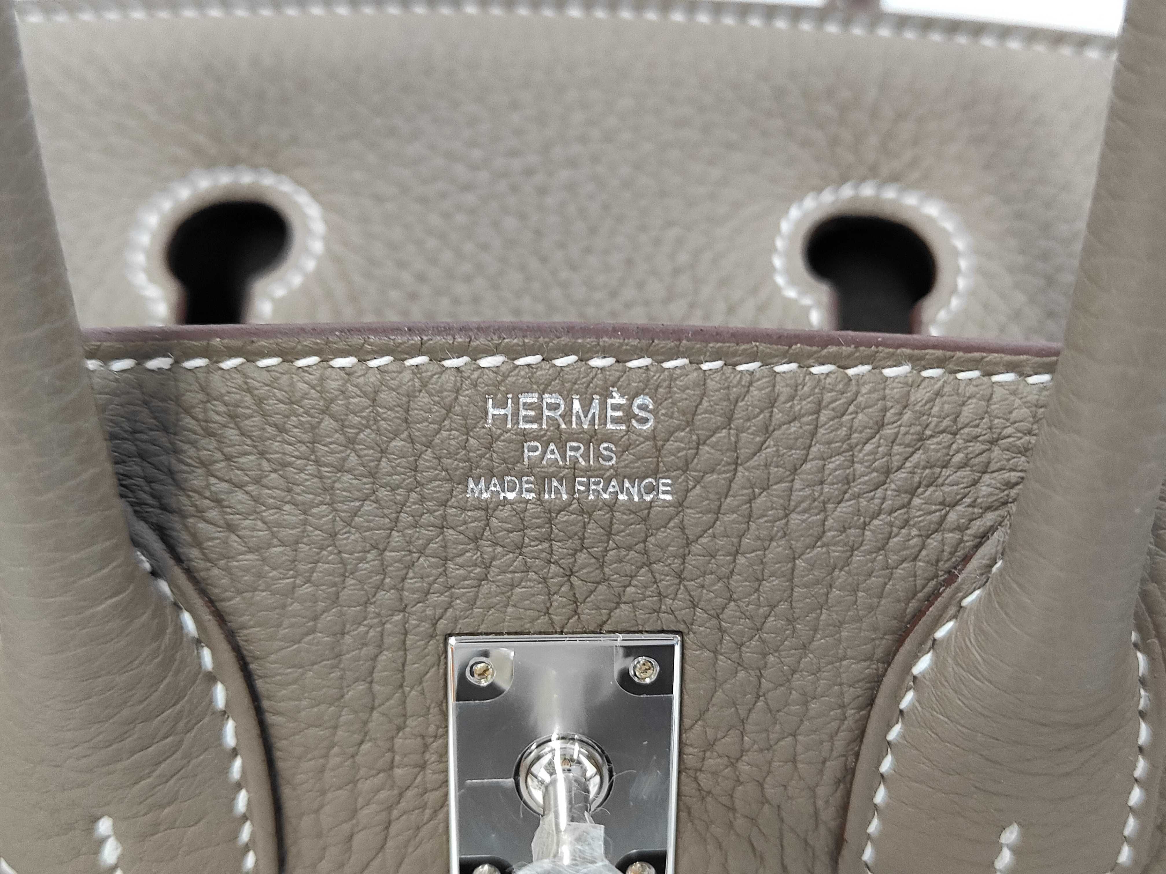 Birkin 25 Togo Etoupe Silver Hardware G Stamp Handbag — view 10