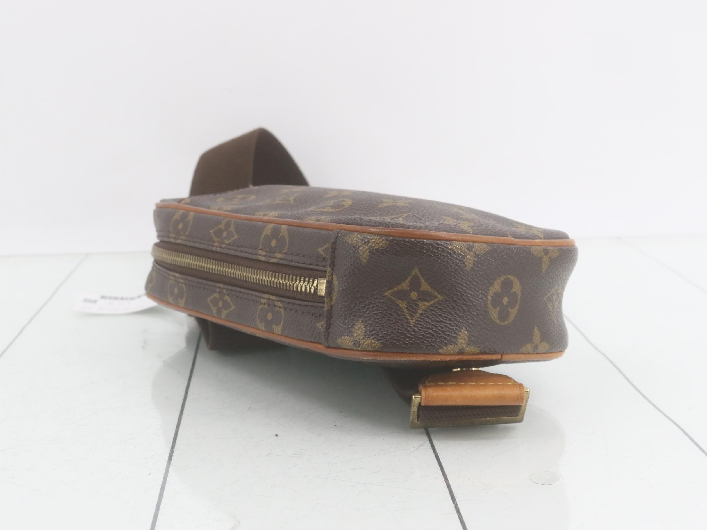 Pochette Ganju — view 5